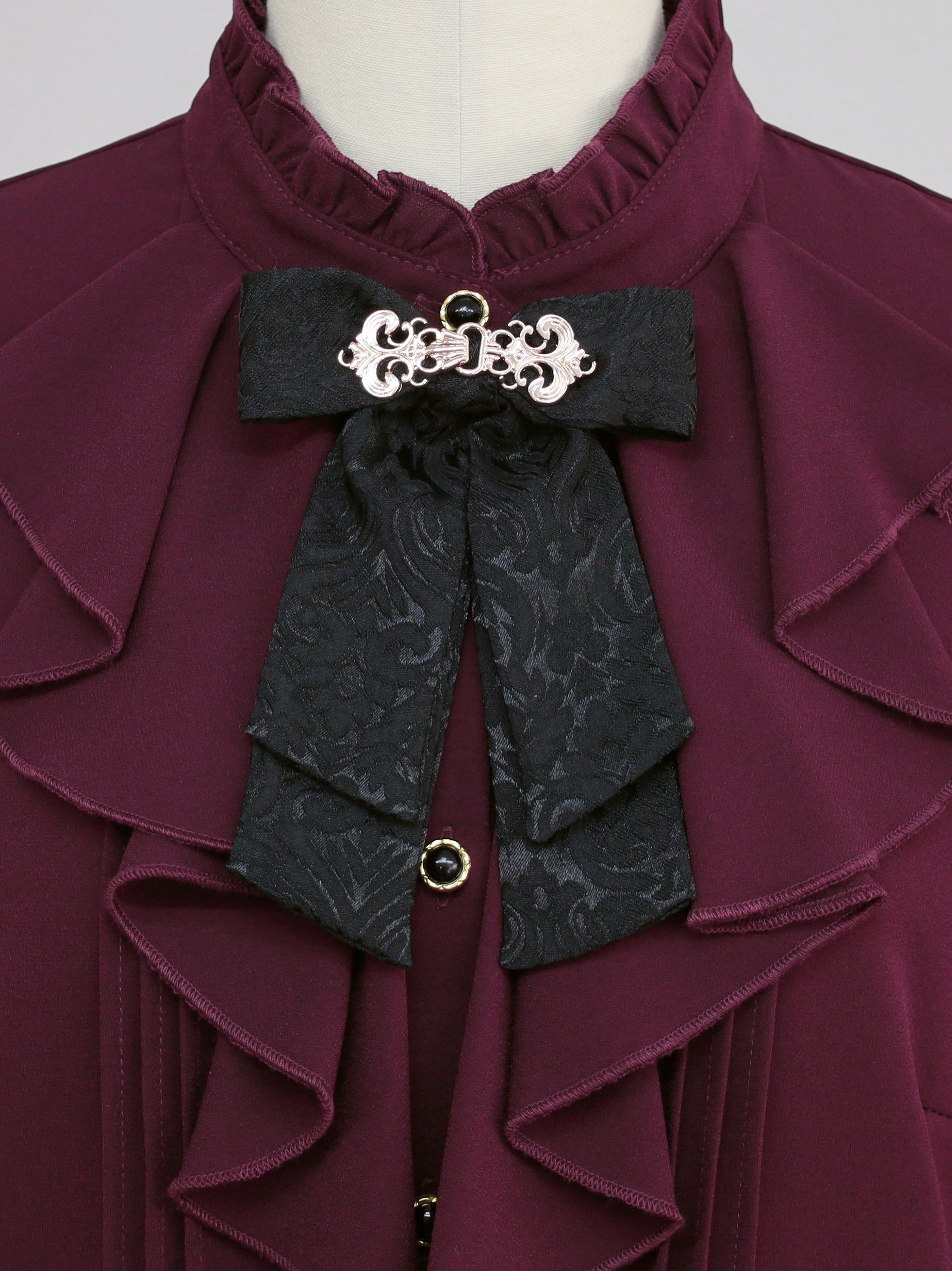 Antique Claspフリルブラウス |Amavel(アマベル)公式サイト