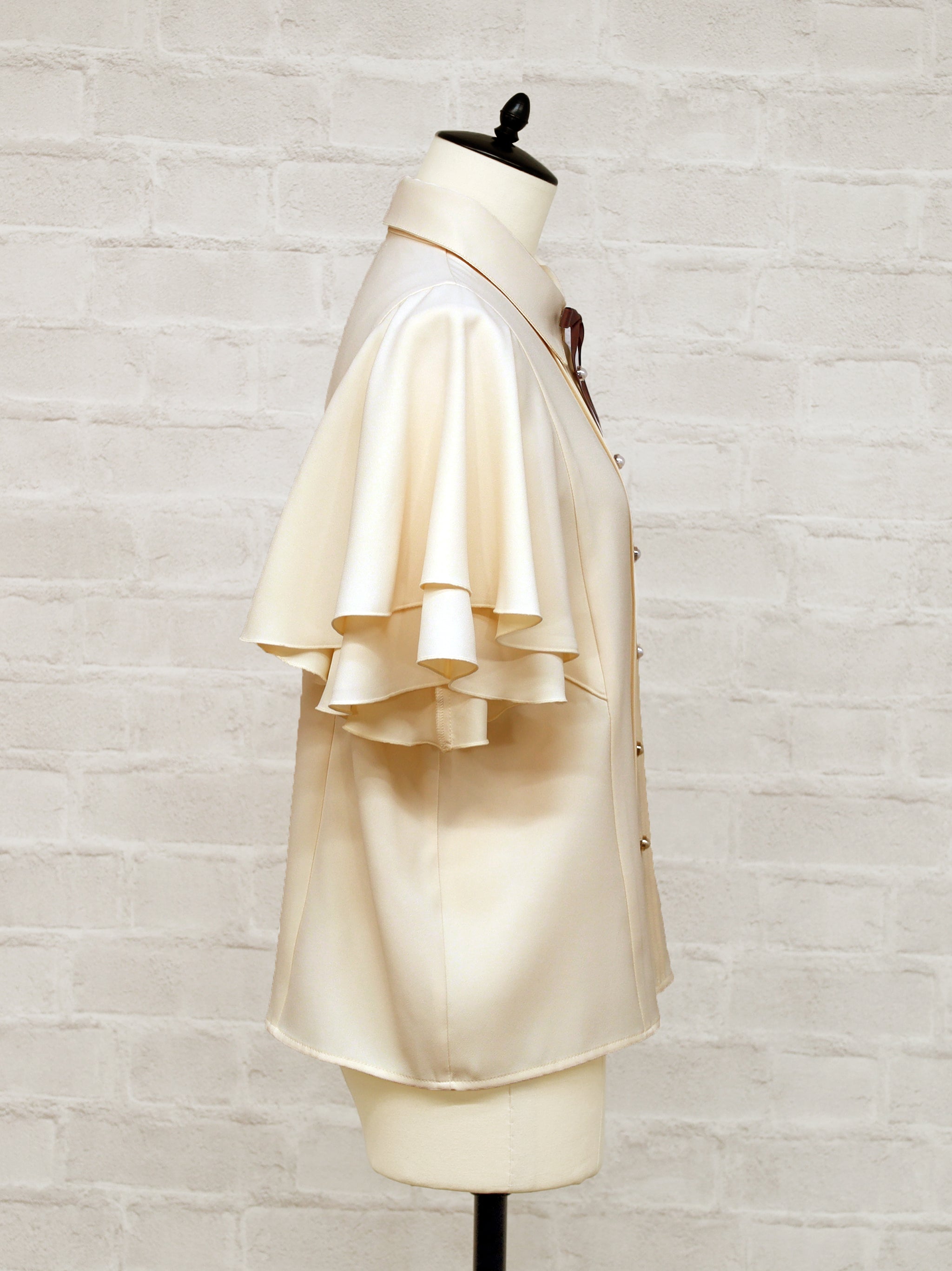 フレア袖ブラウス |Amavel(アマベル)公式サイト