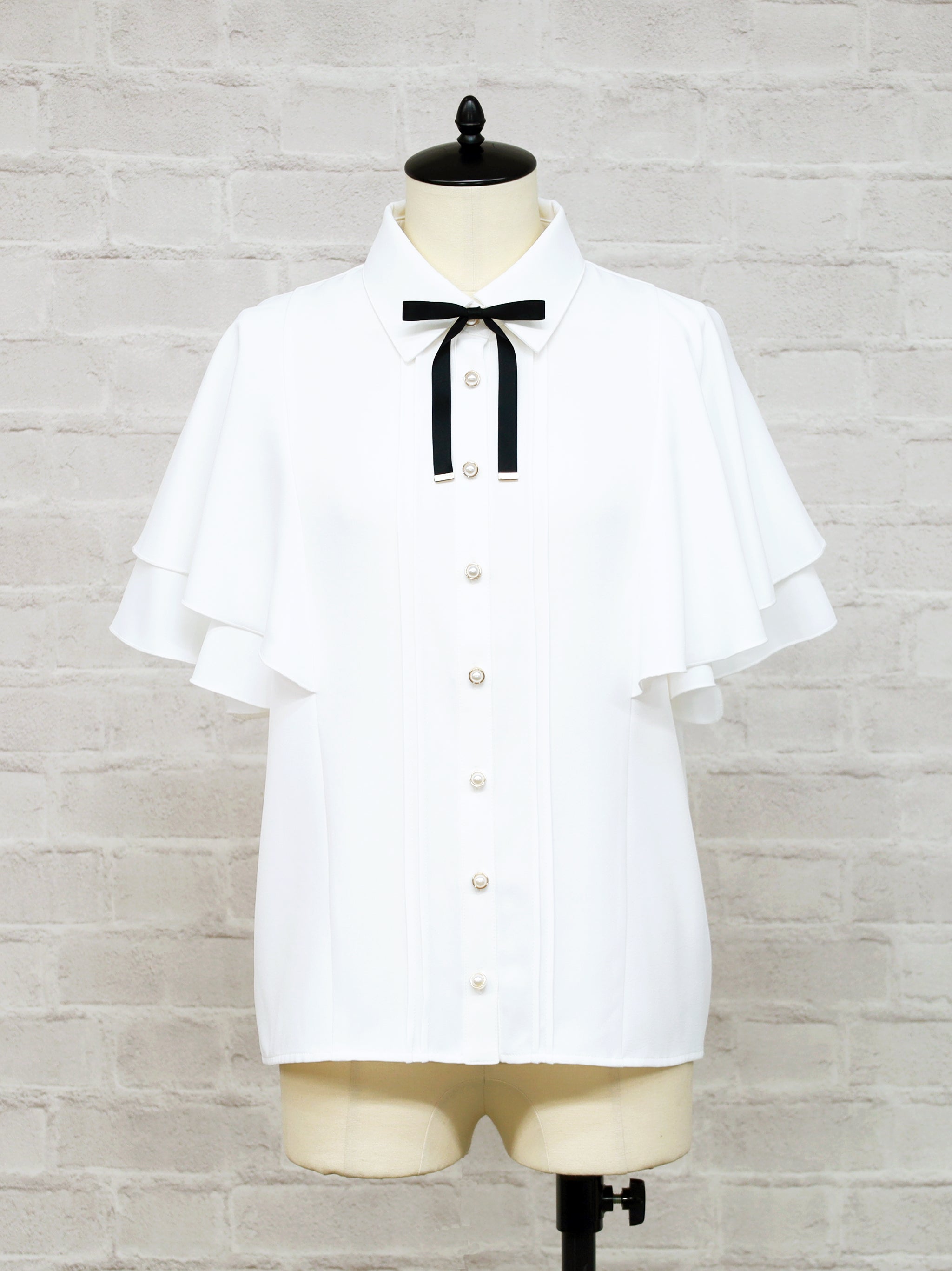 フレア袖ブラウス アイボリー(Ivory) FREE |Amavel(アマベル)公式サイト