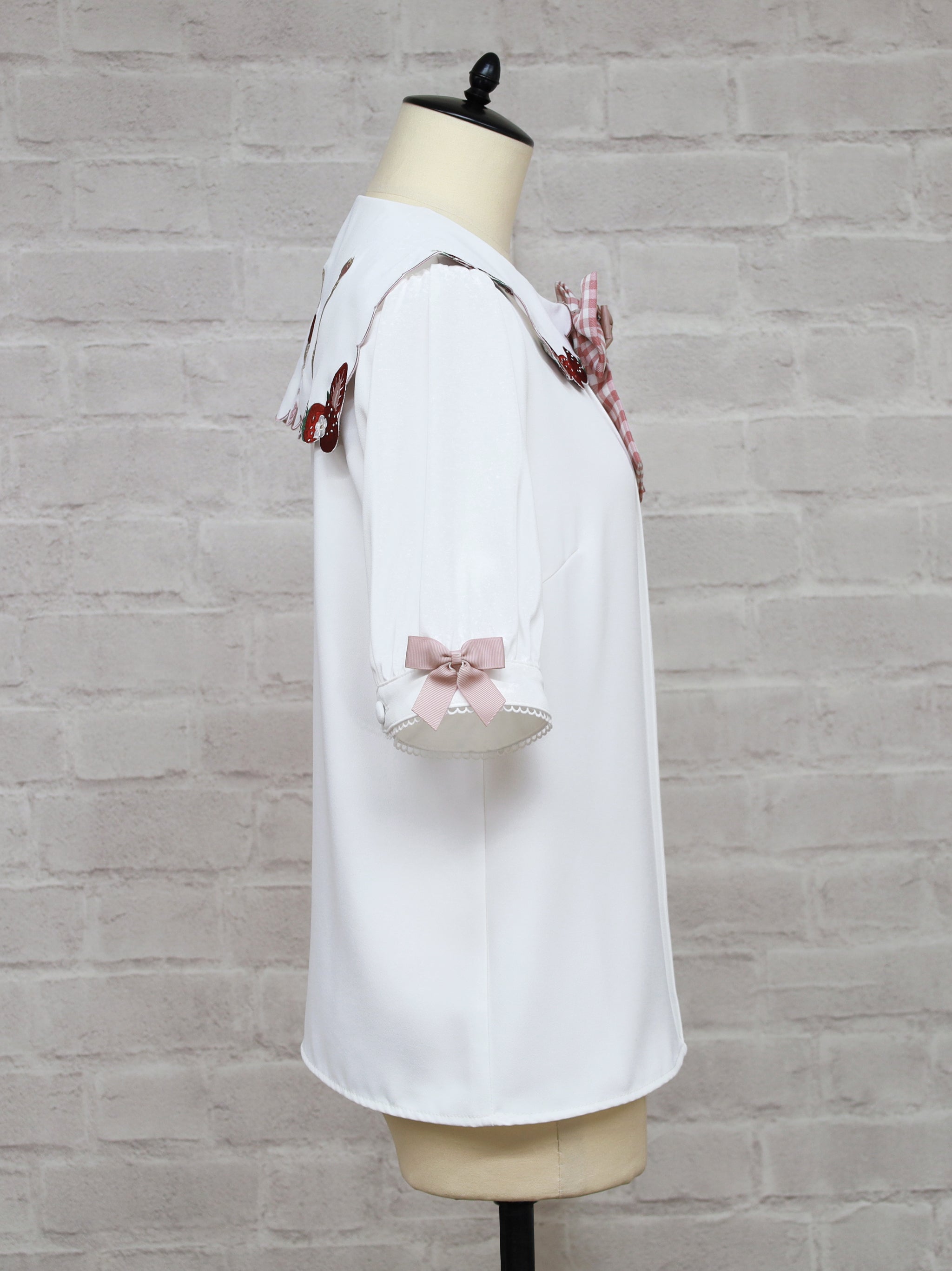 Berry Pâtisserie ブラウス |Amavel(アマベル)公式サイト