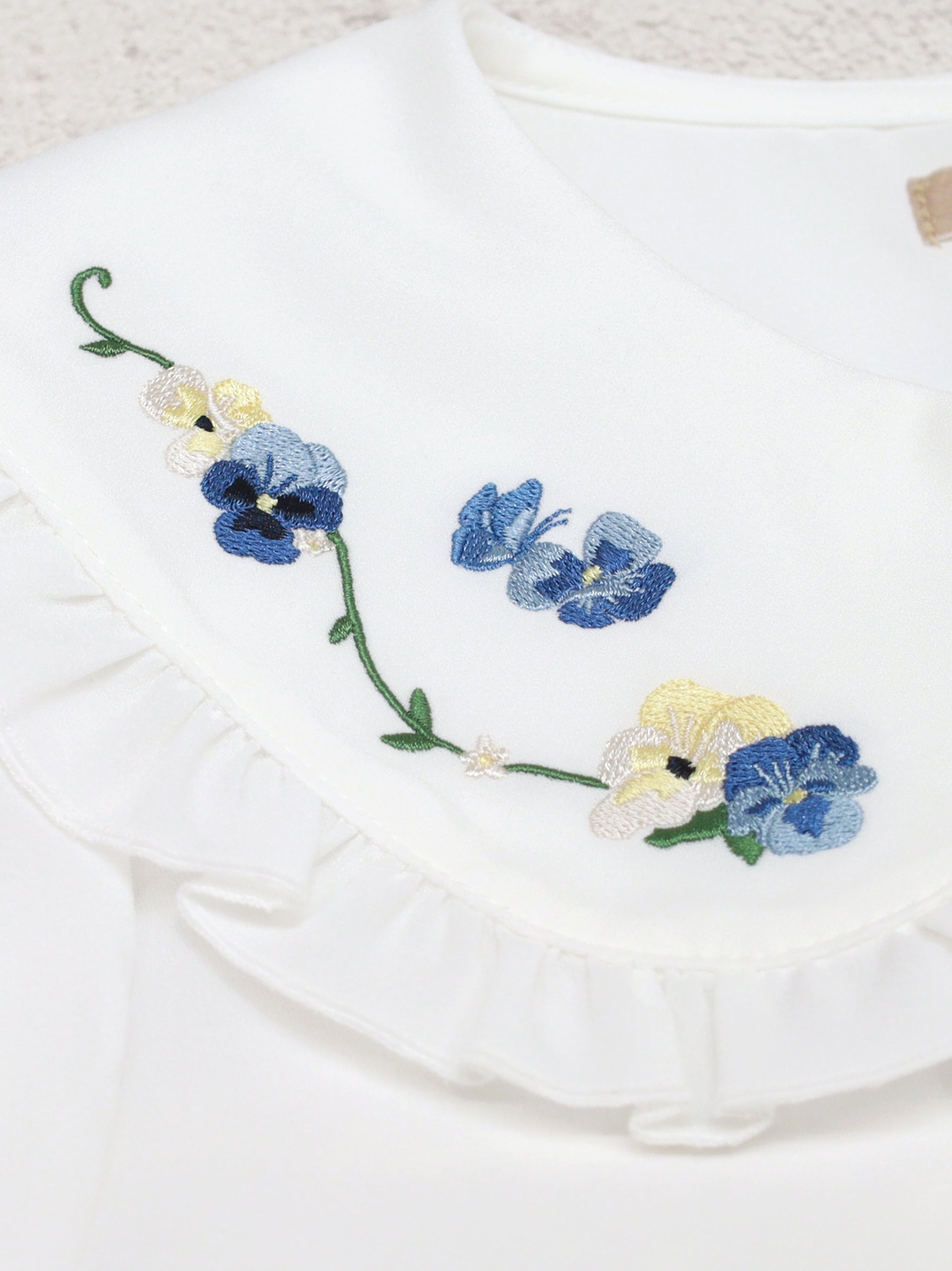 Märchen Pansy レースブラウス |Amavel(アマベル)公式サイト