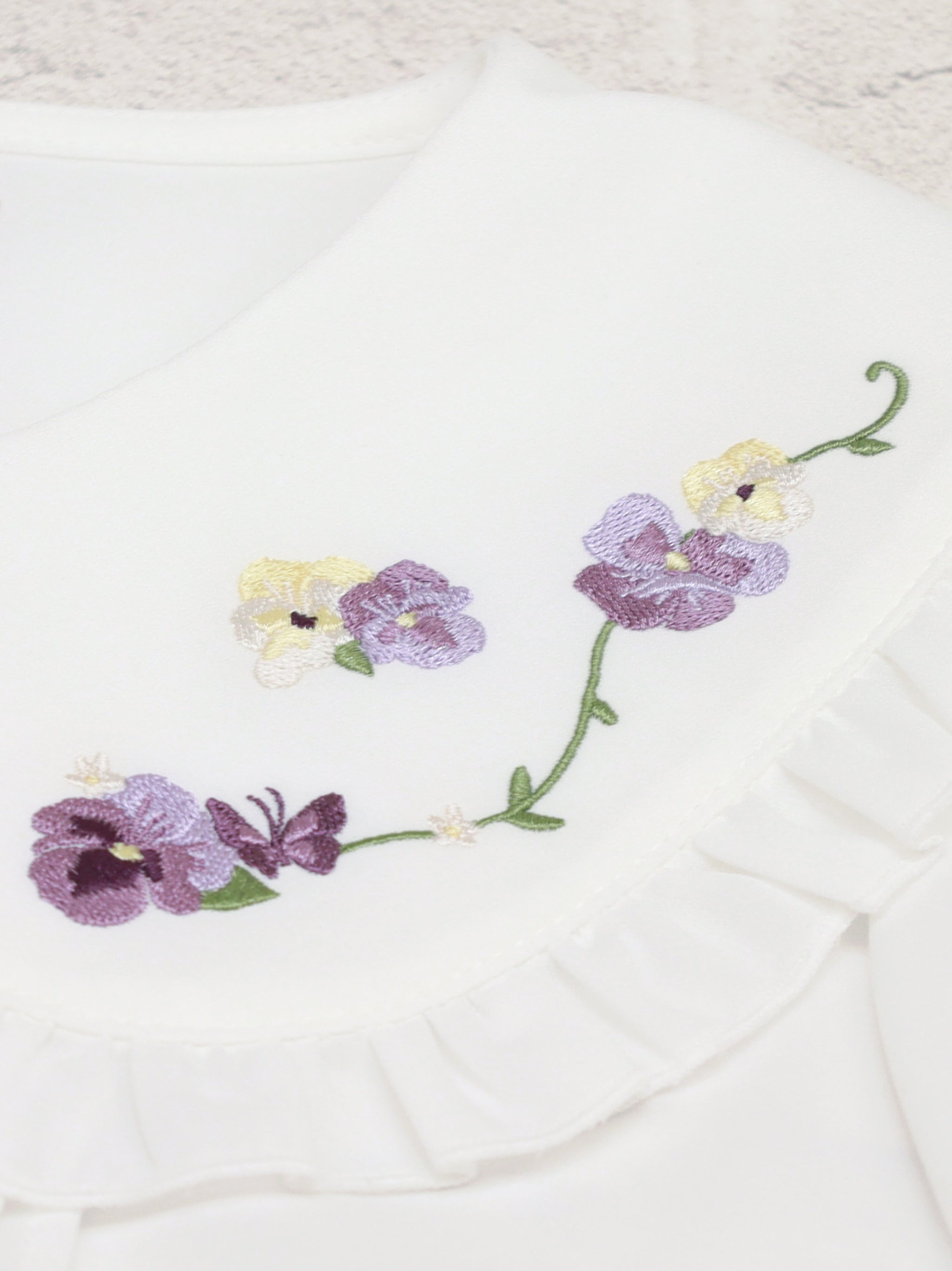 Märchen Pansy レースブラウス |Amavel(アマベル)公式サイト