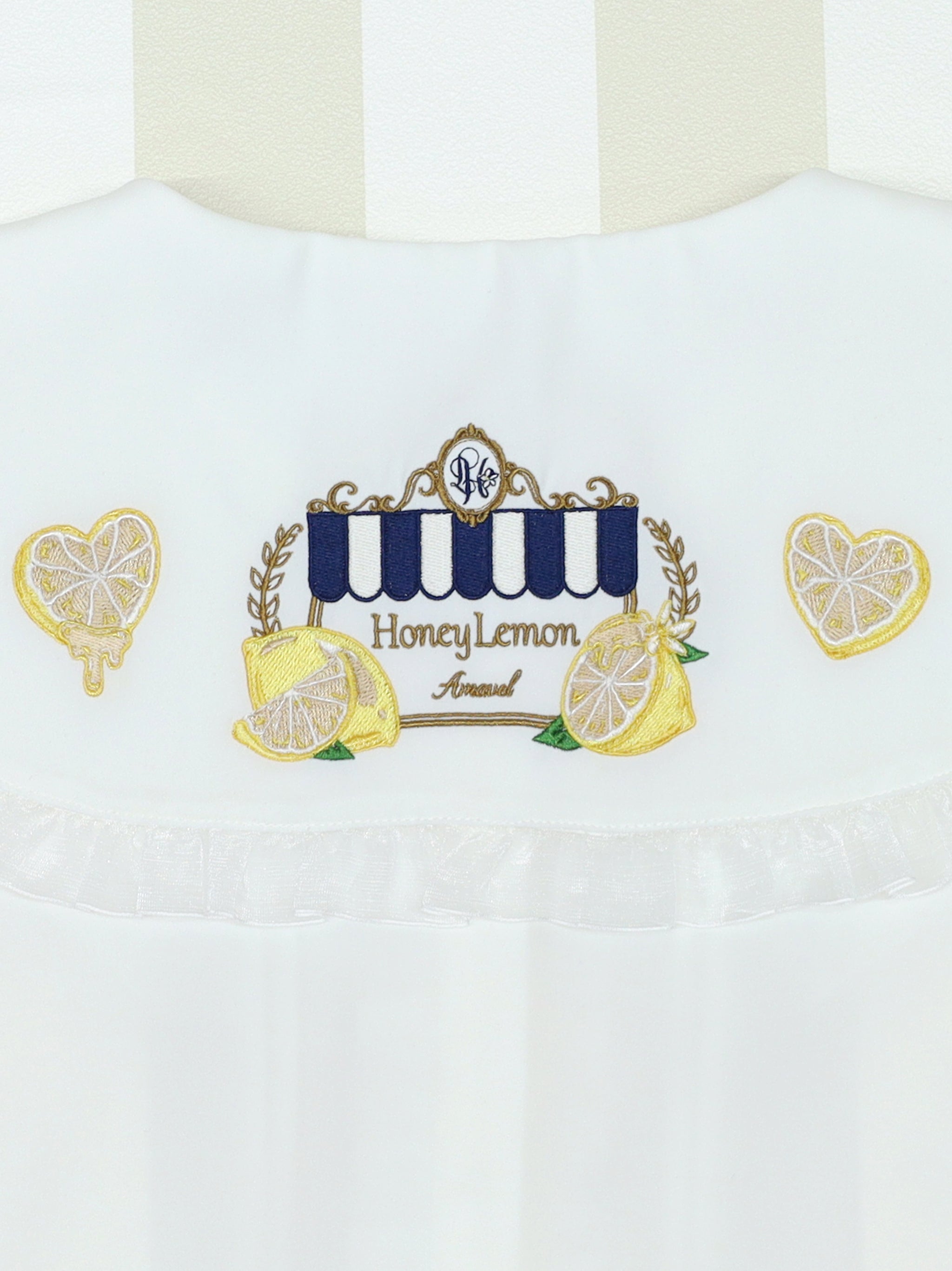 【メンバーズセール対象】Honey Lemon フリルブラウス |Amavel(アマベル)公式サイト