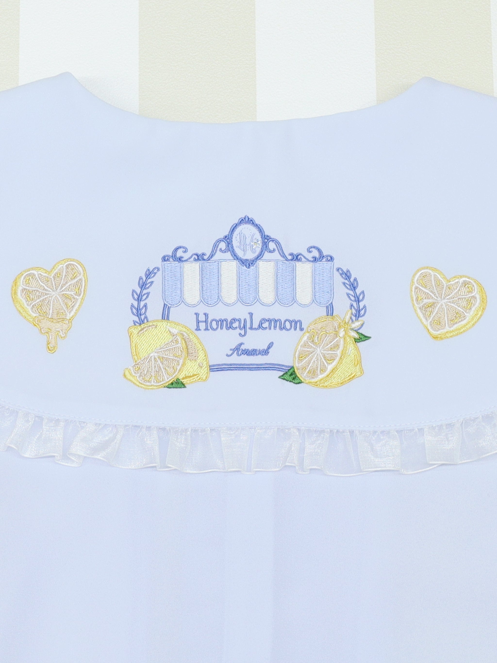 【メンバーズセール対象】Honey Lemon フリルブラウス |Amavel(アマベル)公式サイト