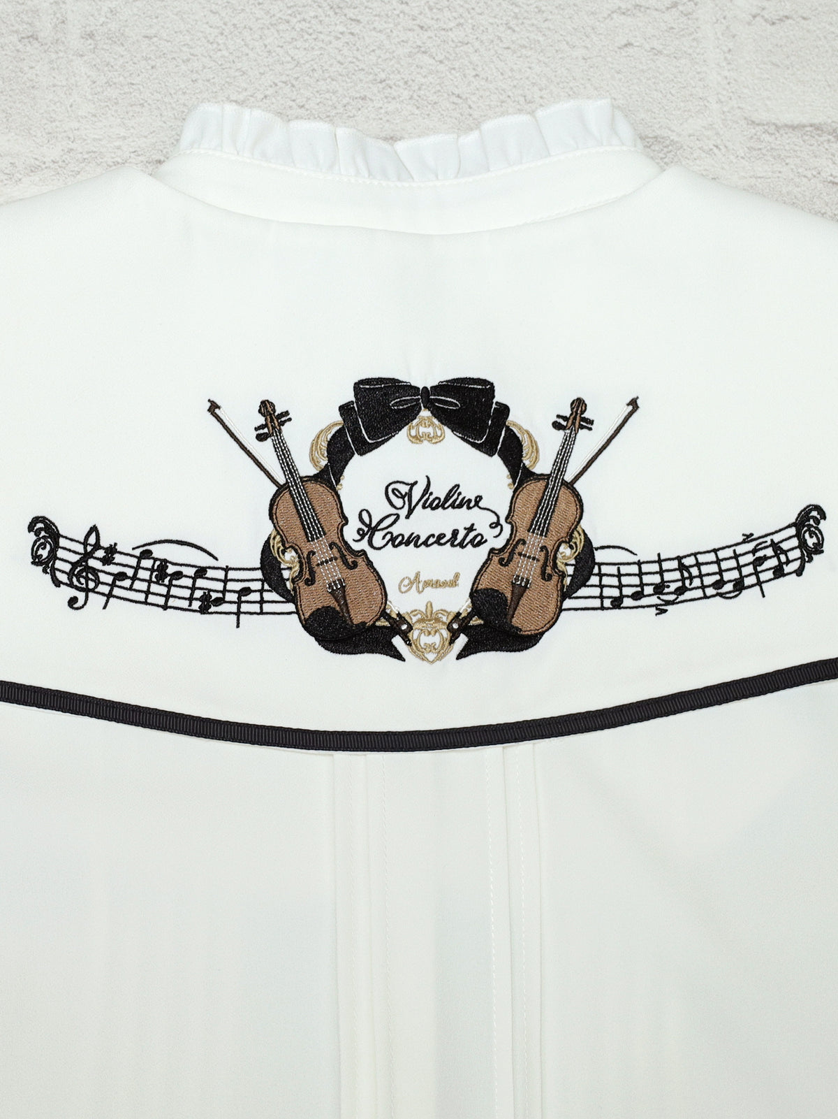 Violin Concerto 付け衿ブラウス