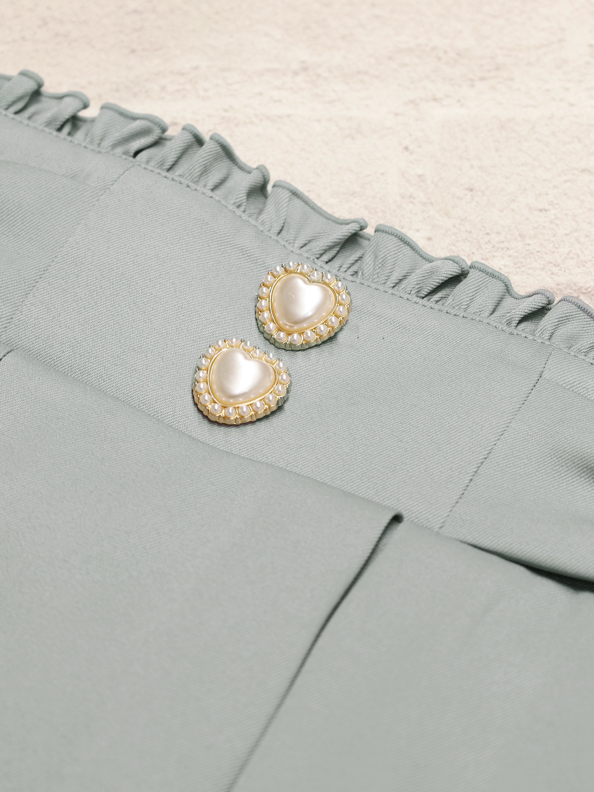 【選べるセットフェア対象】ハートボタンフリルスカート |Amavel(アマベル)公式サイト