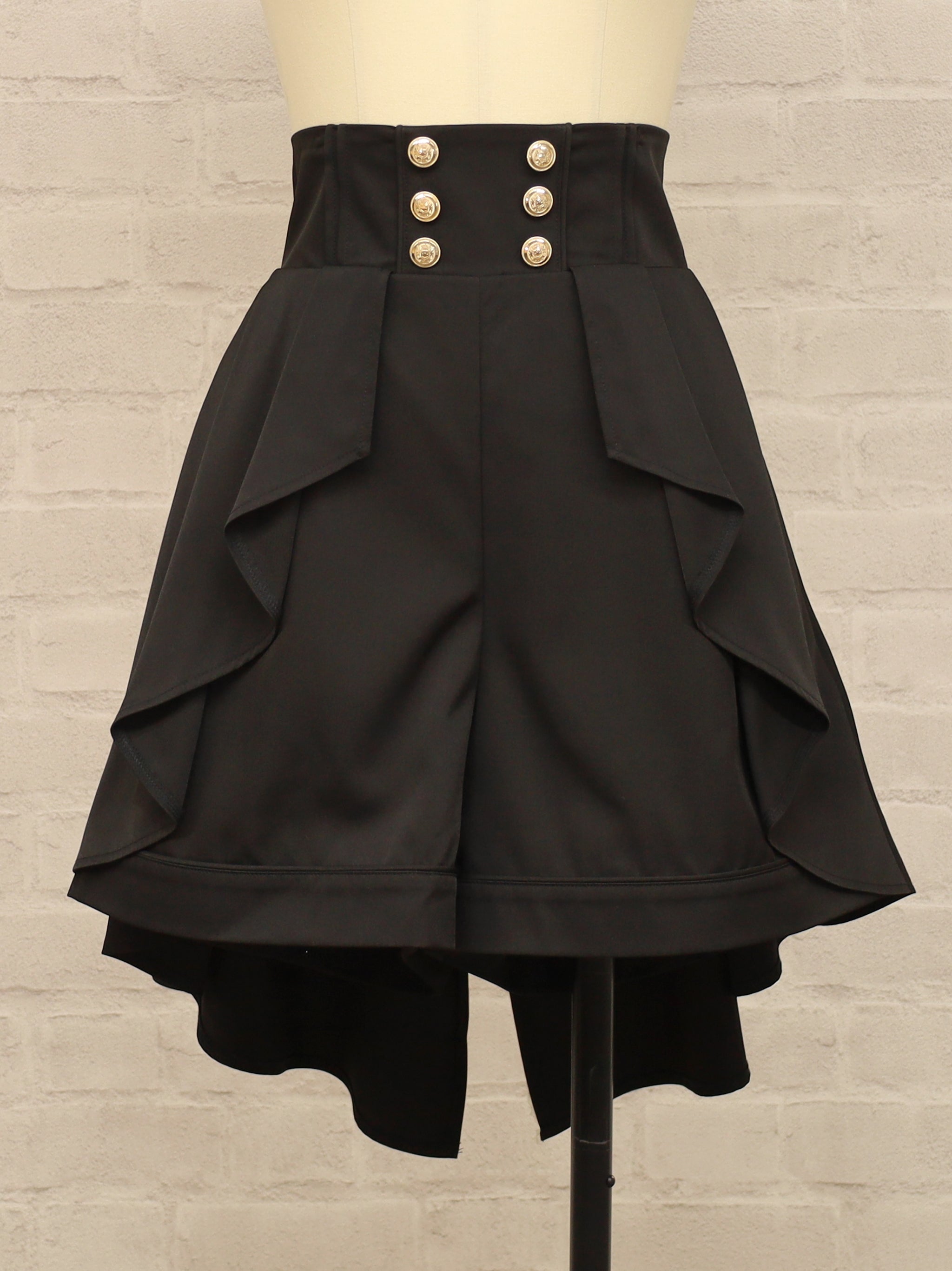 Stately Emblem ショートパンツ |Amavel(アマベル)公式サイト