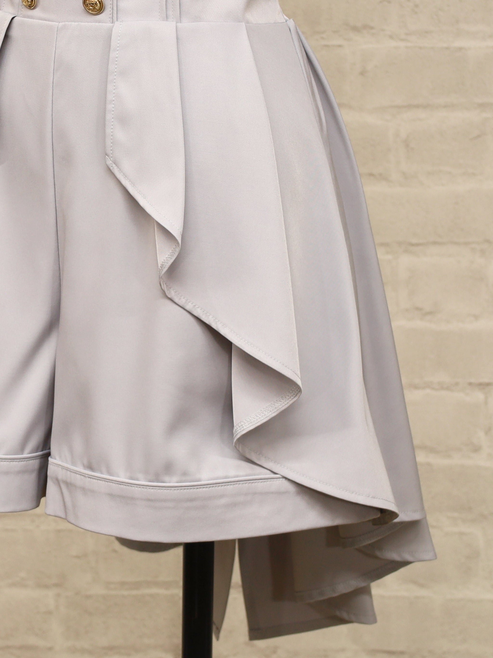 Stately Emblem ショートパンツ |Amavel(アマベル)公式サイト