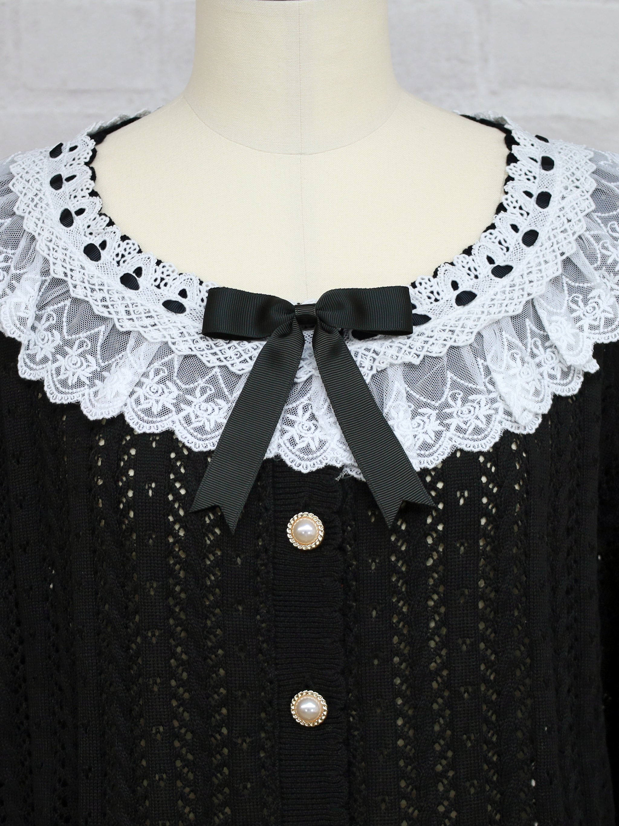 ロマンティックレースすかし編みショート丈ニットポンチョ |Amavel(アマベル)公式サイト