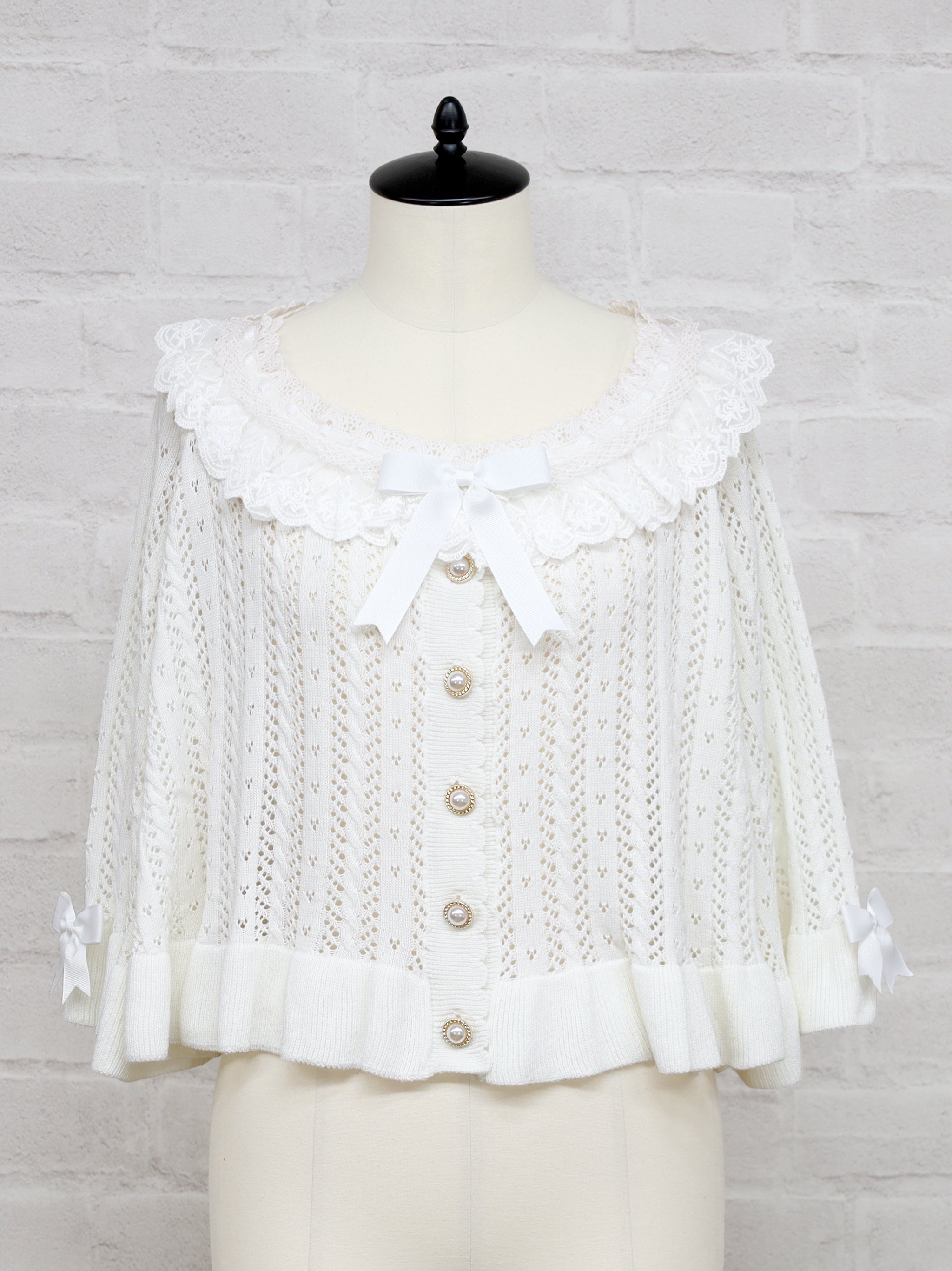 ロマンティックレースすかし編みショート丈ニットポンチョ アイボリー(Ivory) FREE |Amavel(アマベル)公式サイト