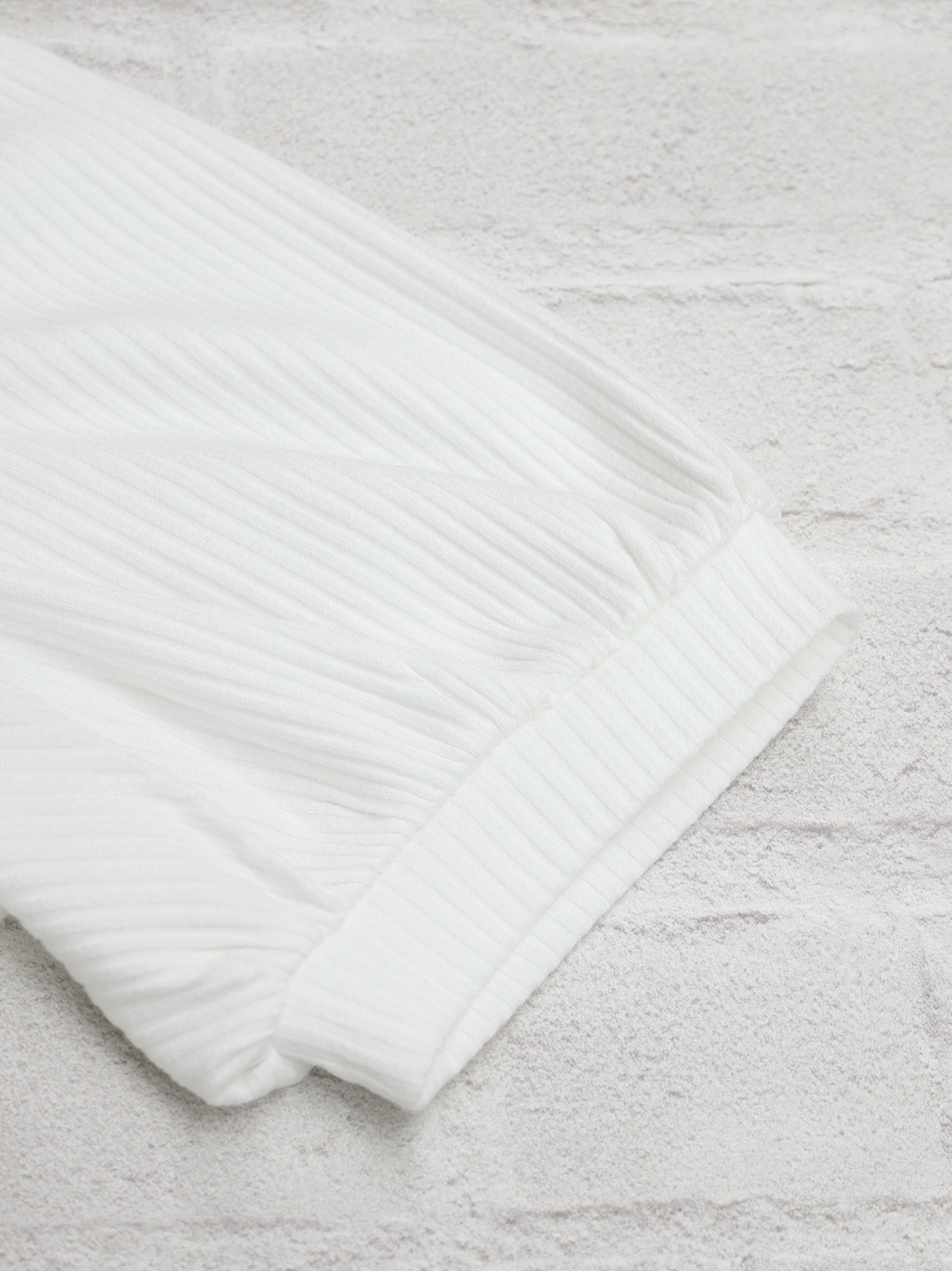 モノクロガーリーテレコトップス |Amavel(アマベル)公式サイト