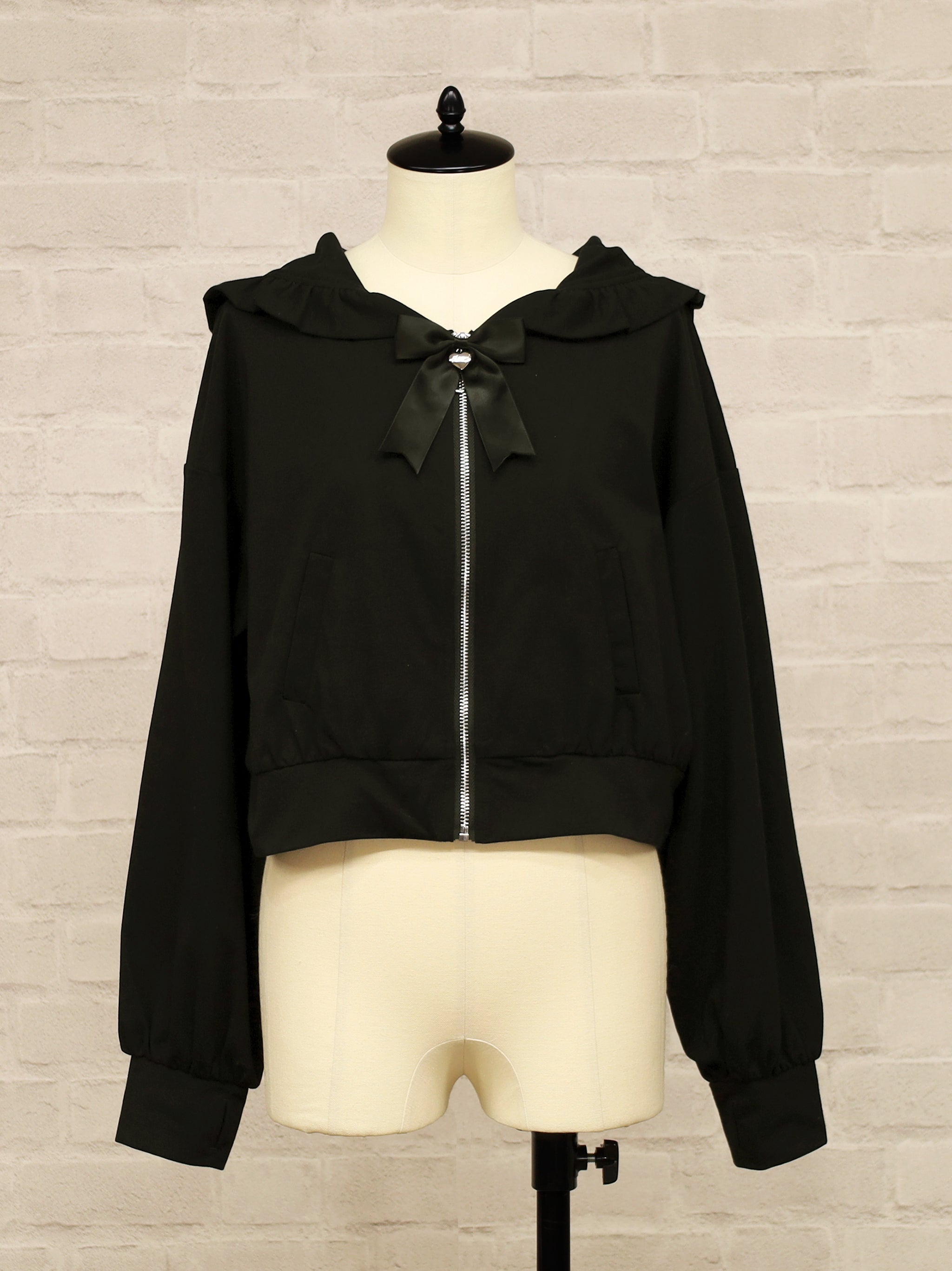 フリルUVカットパーカー ブラック(Black) FREE |Amavel(アマベル)公式サイト