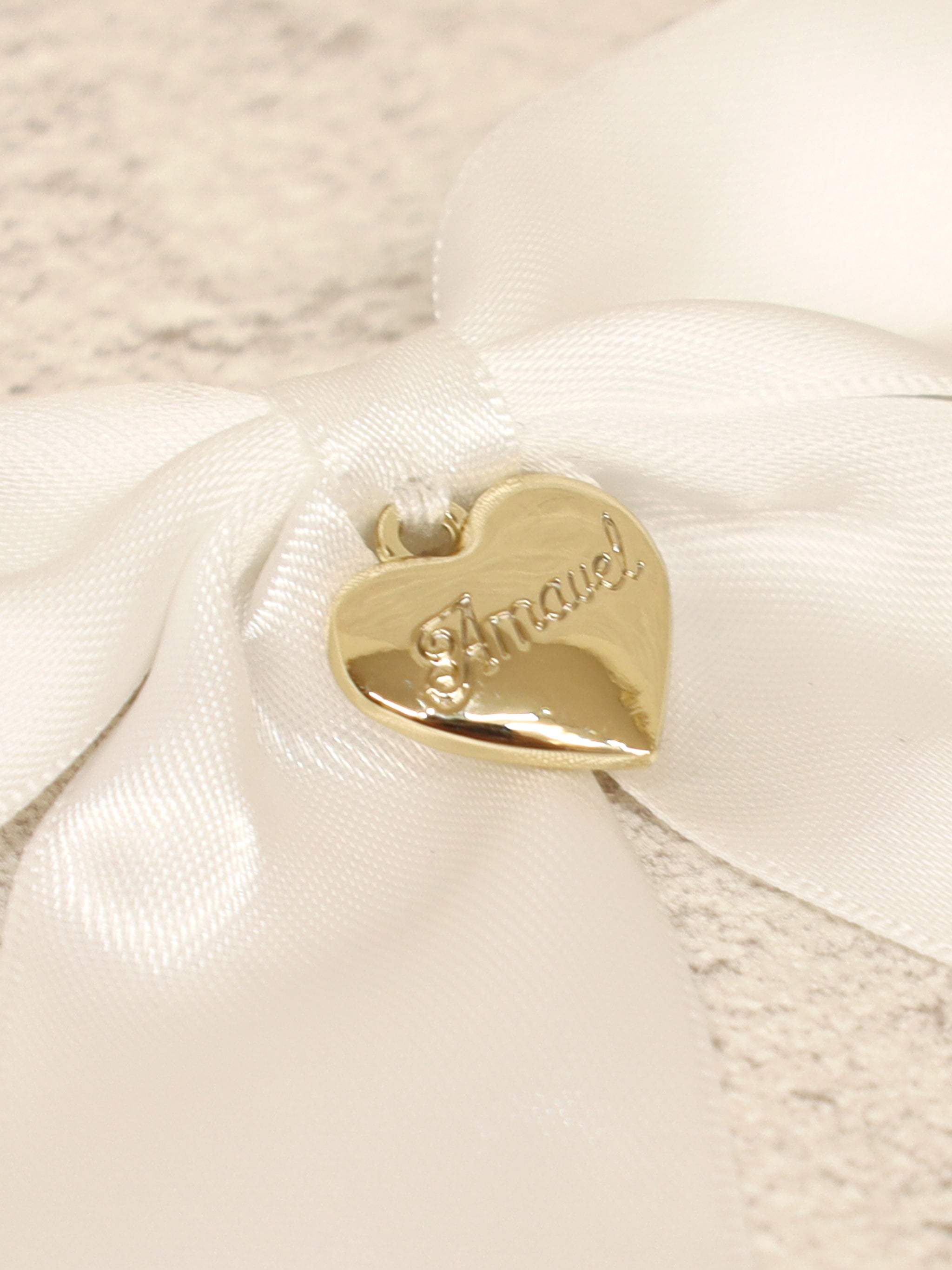 フリルUVカットパーカー |Amavel(アマベル)公式サイト