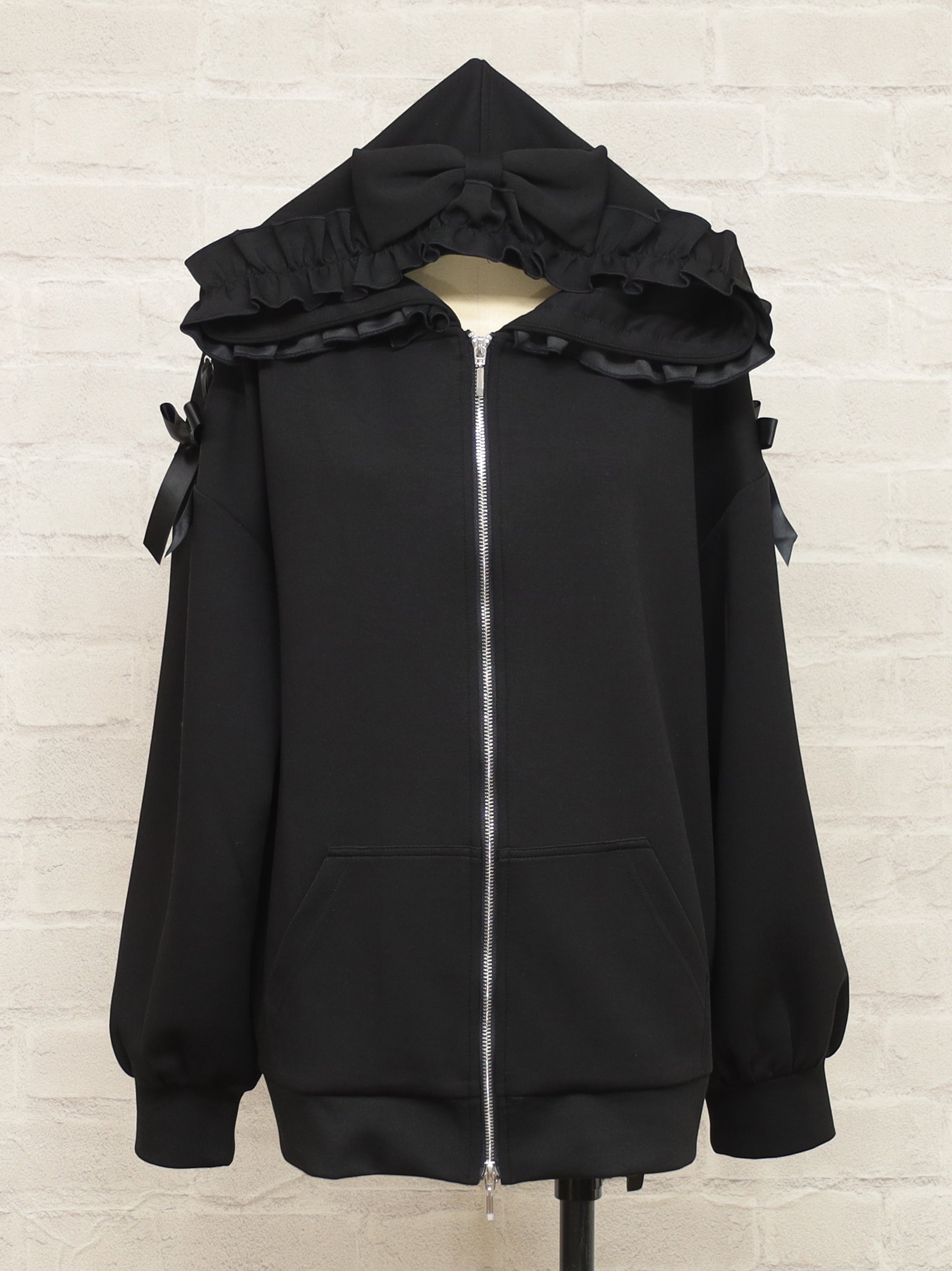 Frill Ribbon ロングパーカー ブラック(Black) FREE |Amavel(アマベル)公式サイト