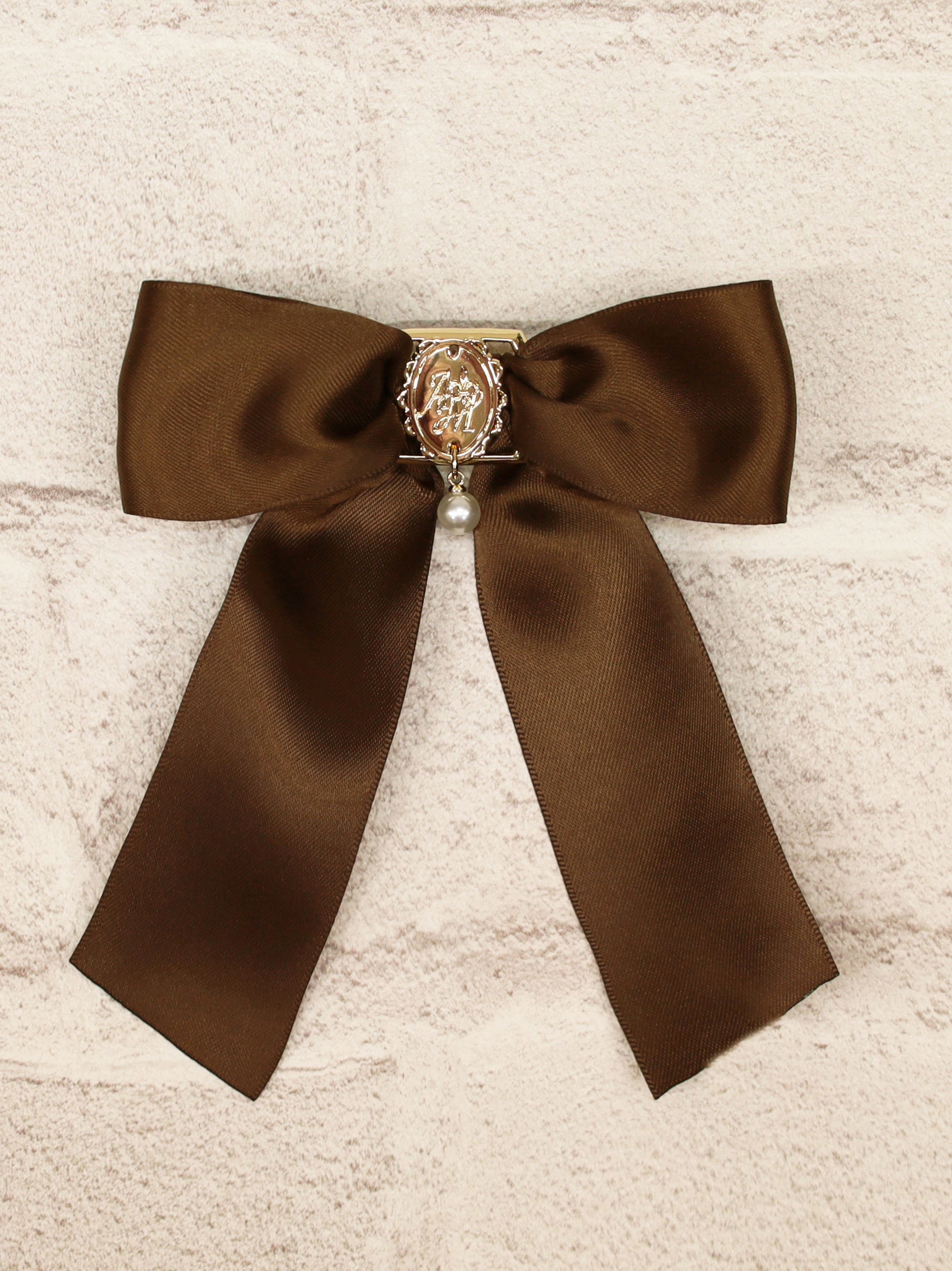 モノグラムバックル付リボンブローチ |Amavel(アマベル)公式サイト