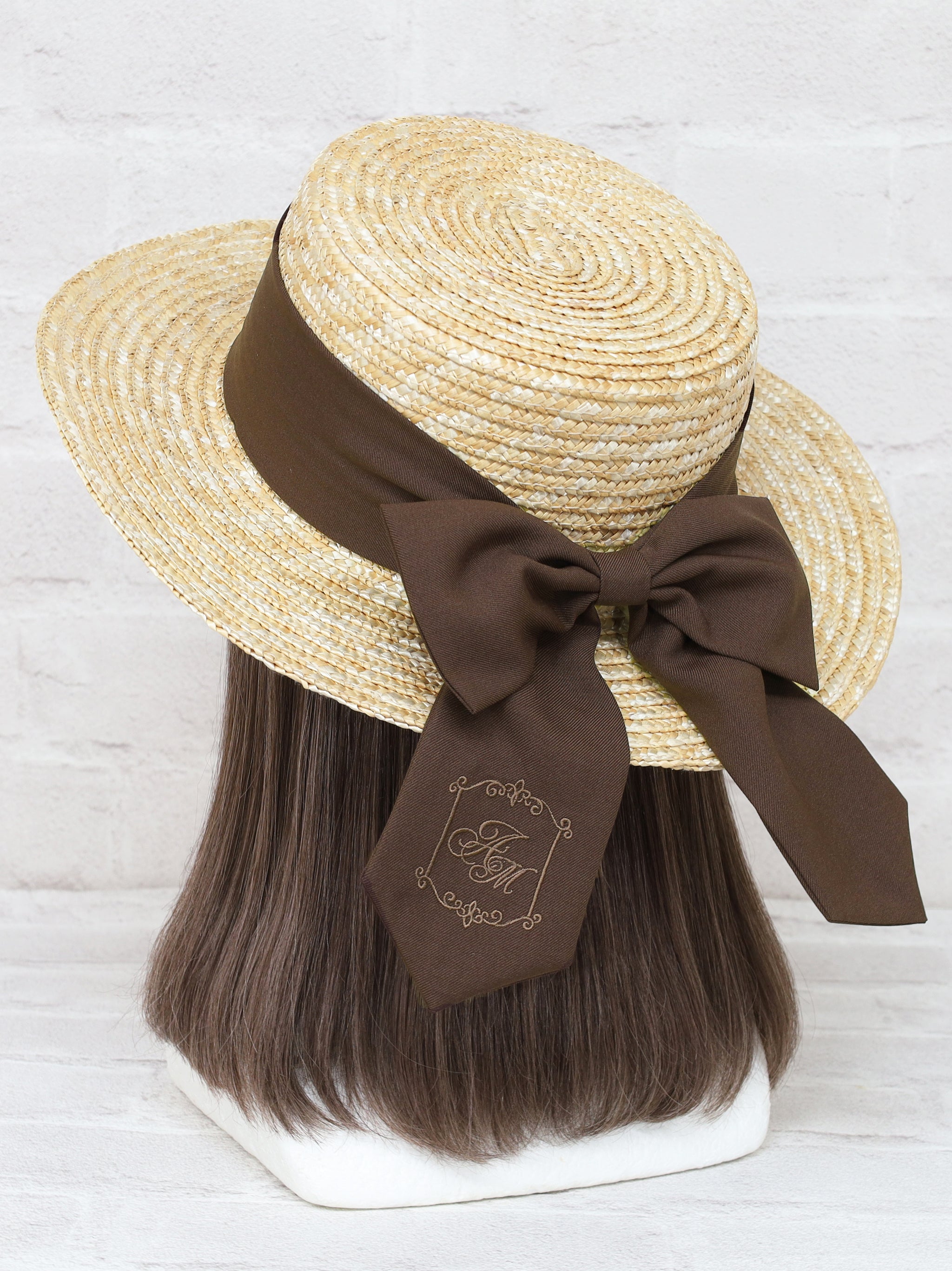 モノグラム刺繡入りリボンカンカン帽 ブラウン(Brown) FREE |Amavel(アマベル)公式サイト