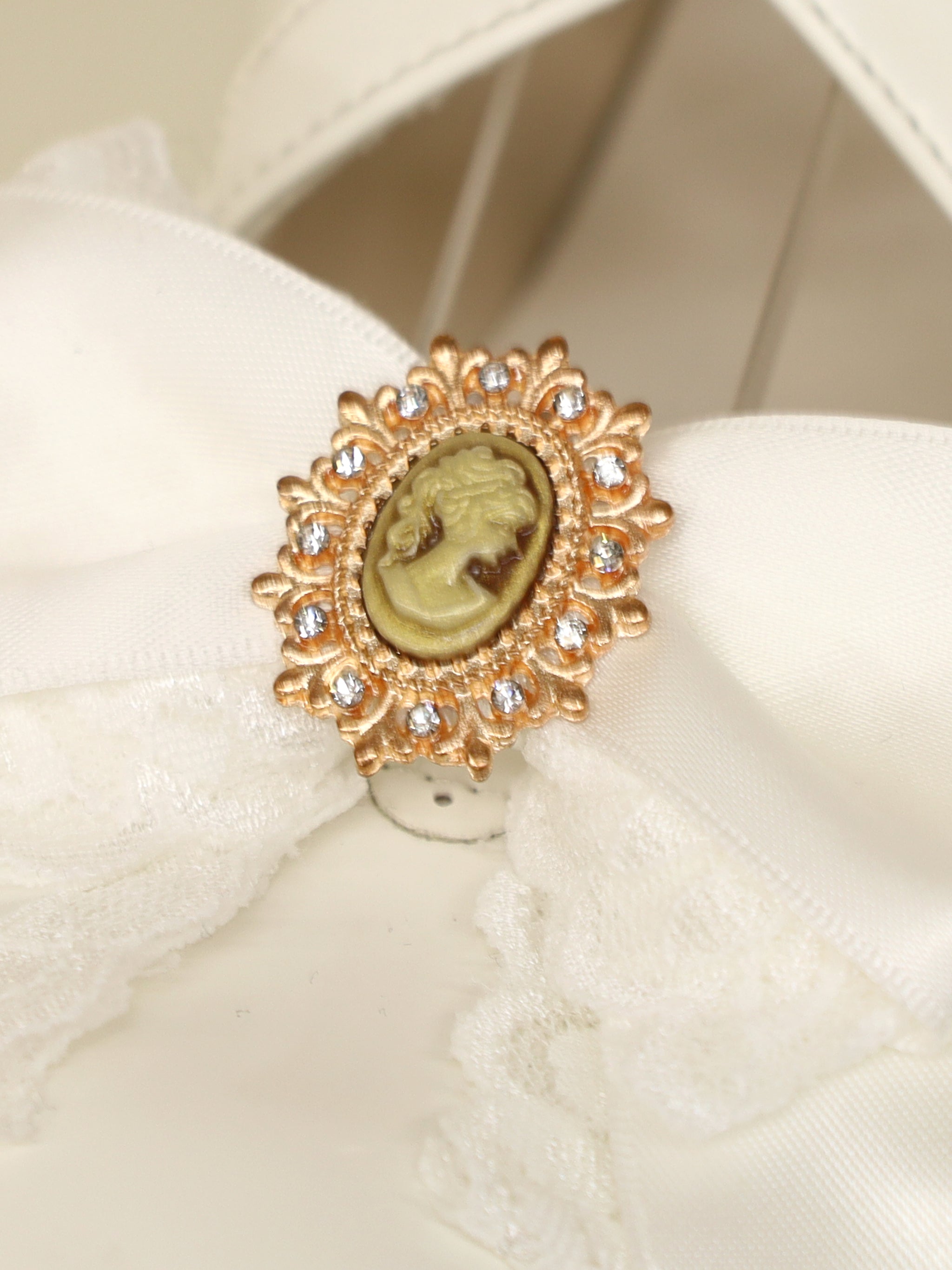 Romantic Märchen クロスパンプス |Amavel(アマベル)公式サイト