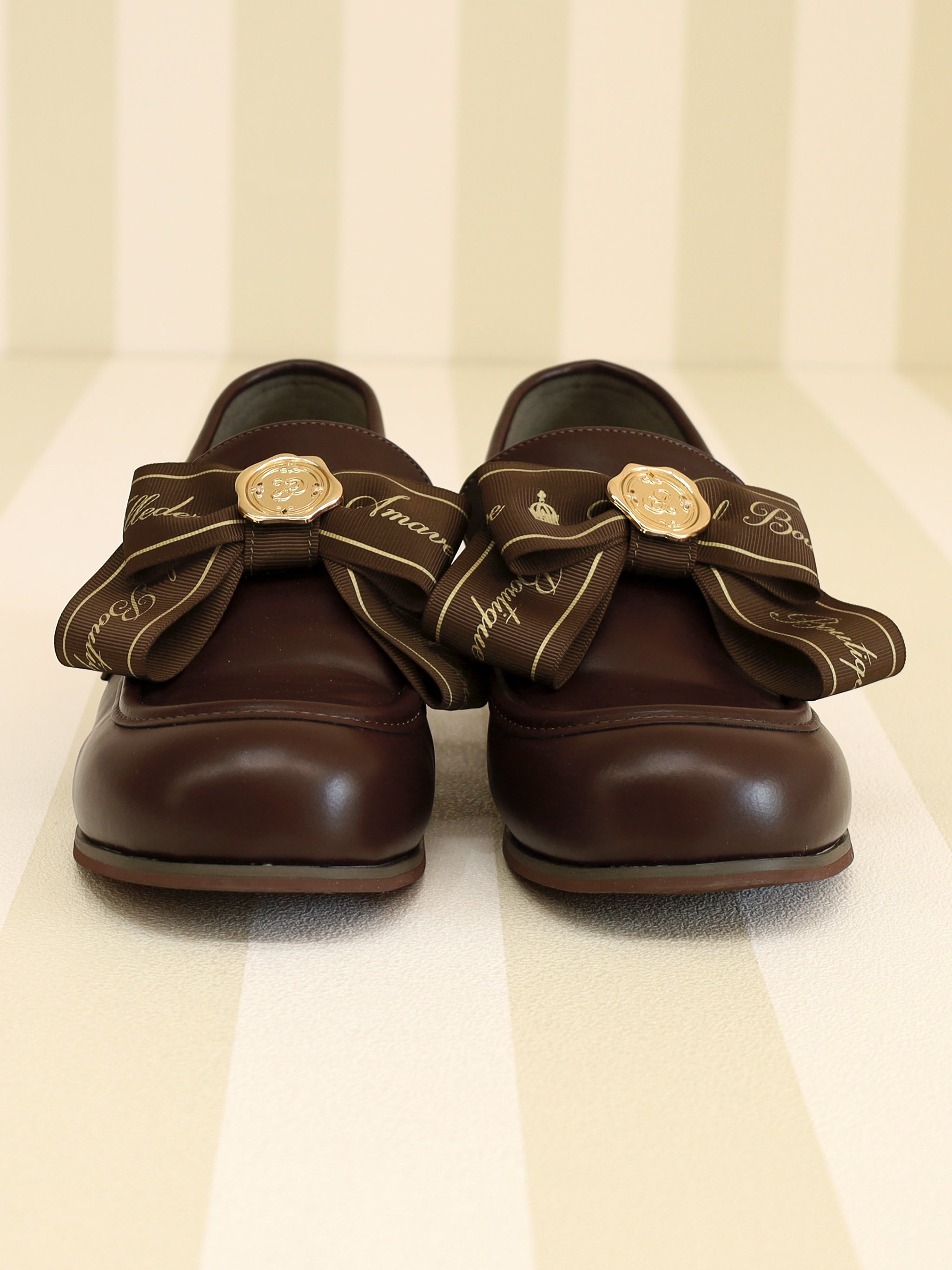 シーリングチャーム付ローヒールローファー |Amavel(アマベル)公式サイト