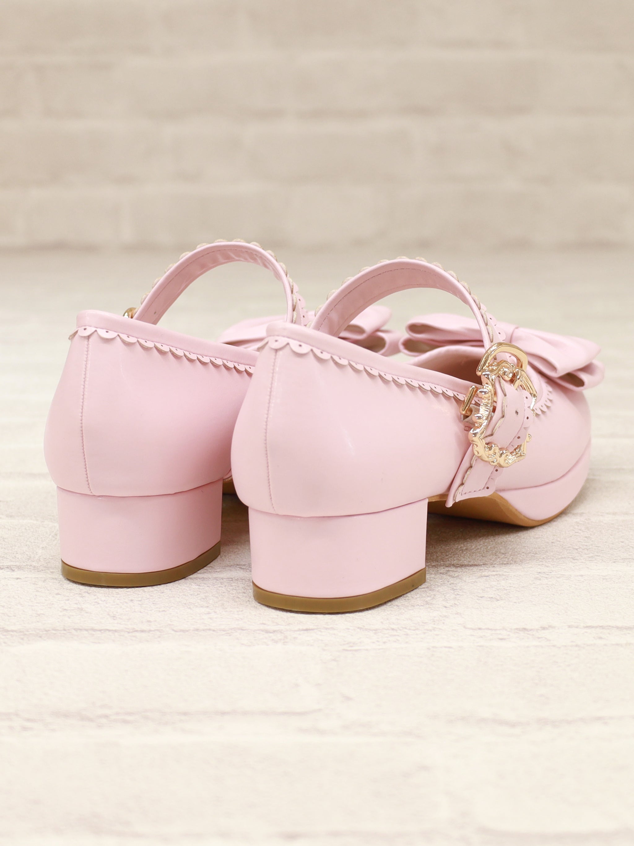 リボン付スカラップパンプス |Amavel(アマベル)公式サイト