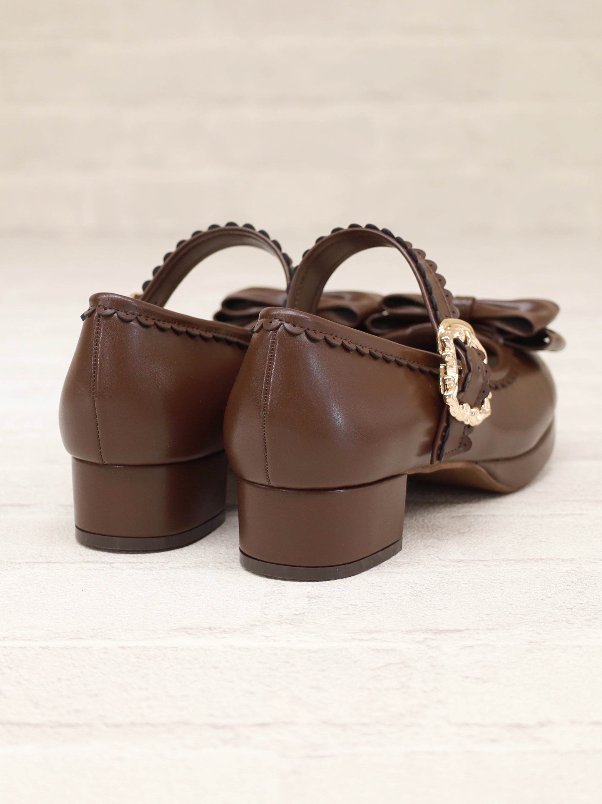 リボン付スカラップパンプス |Amavel(アマベル)公式サイト