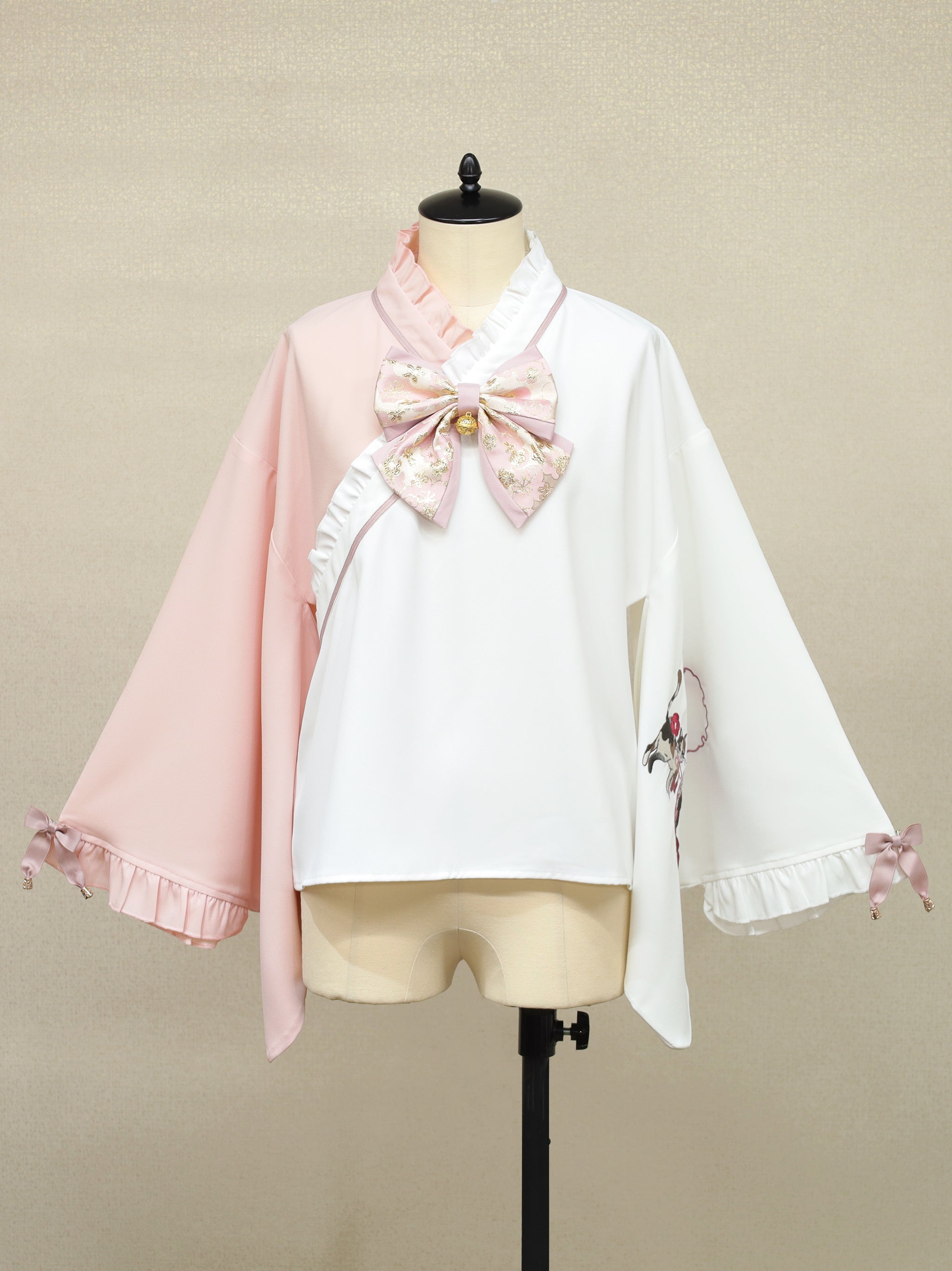 ◆受注生産アイテム◆椿と猫の手まり唄和風ブラウス