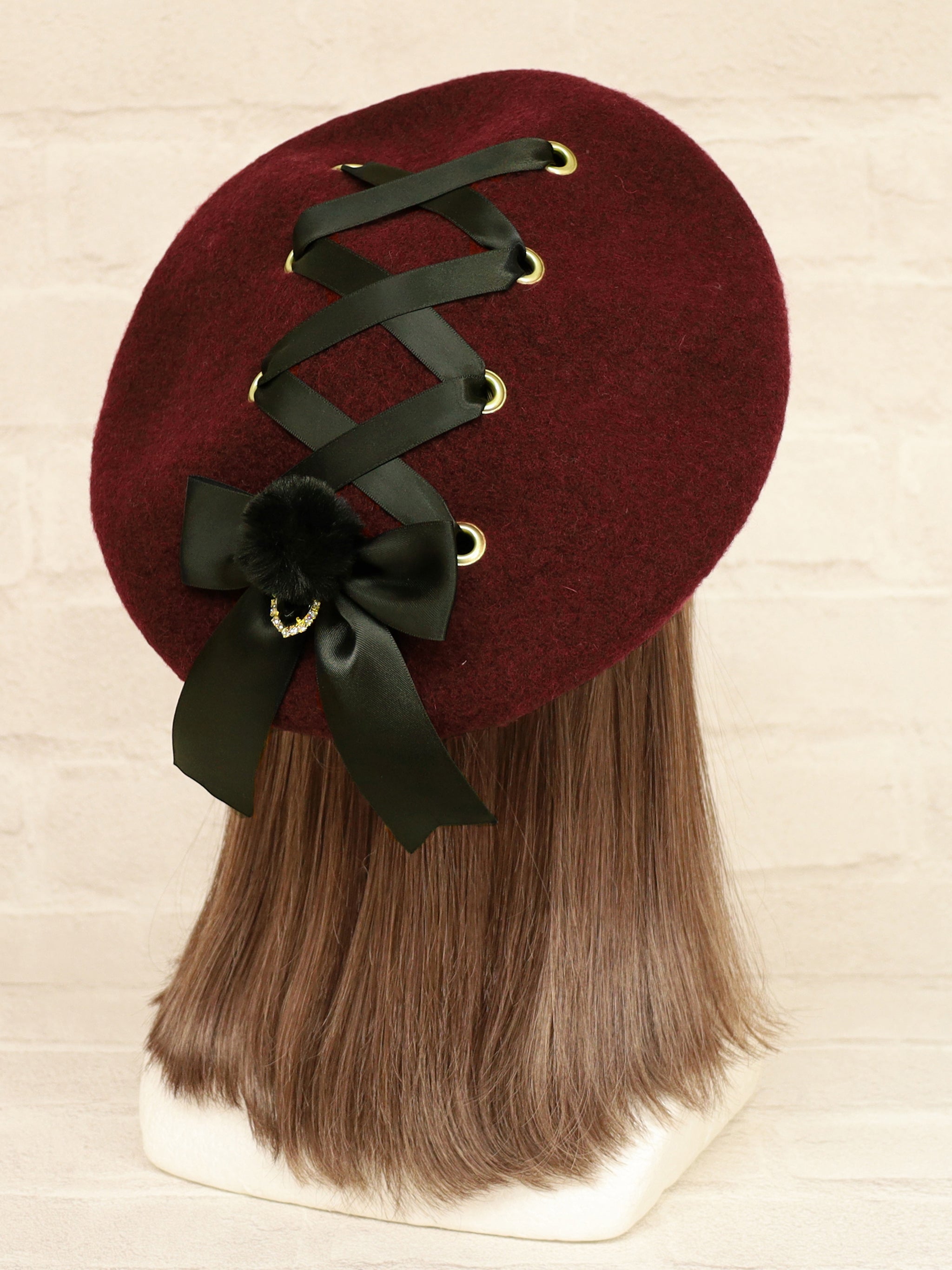 ファーポン付レースアップフェルトベレー ボルドー(Bordeaux) FREE |Amavel(アマベル)公式サイト