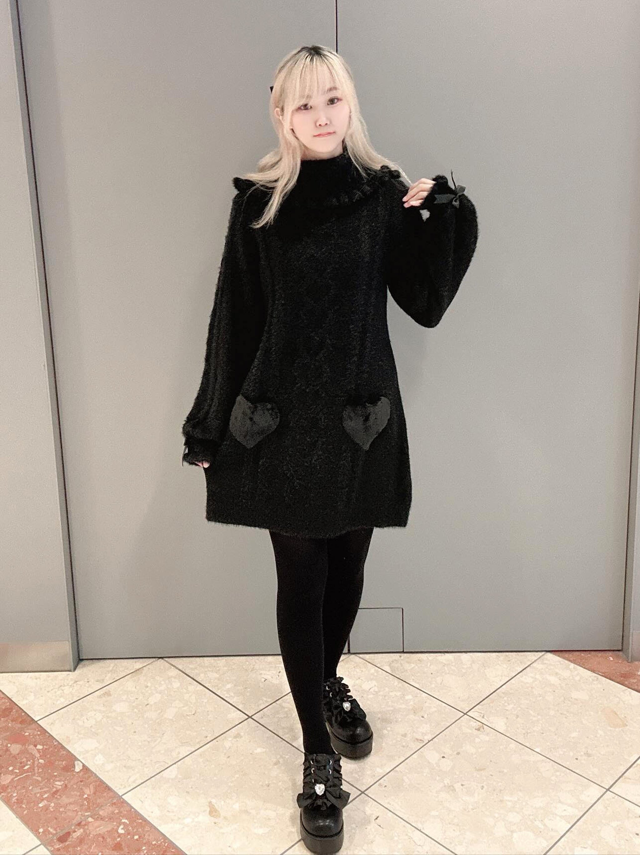 ハートポケットニットワンピース ブラック(Black) FREE |Amavel(アマベル)公式サイト