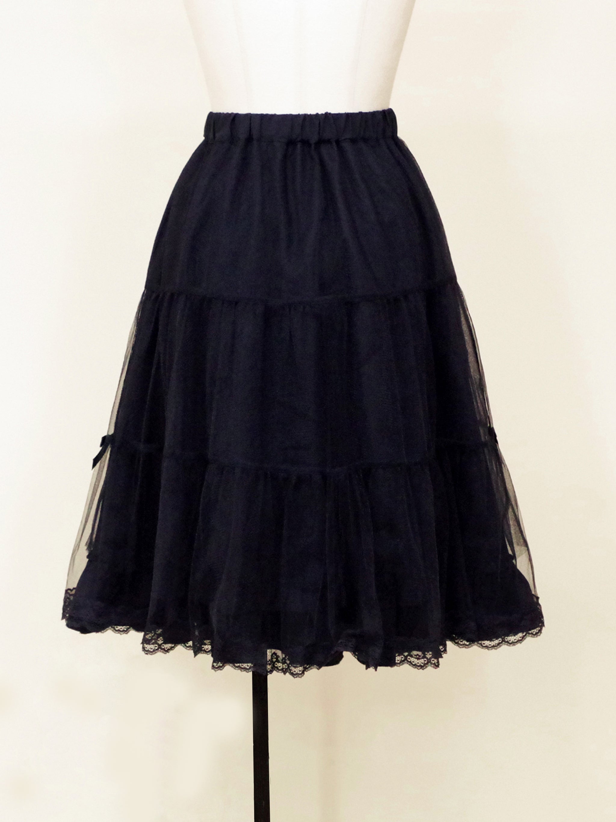 ミドル丈ボリュームスカート – Amavel（アマベル）公式サイト