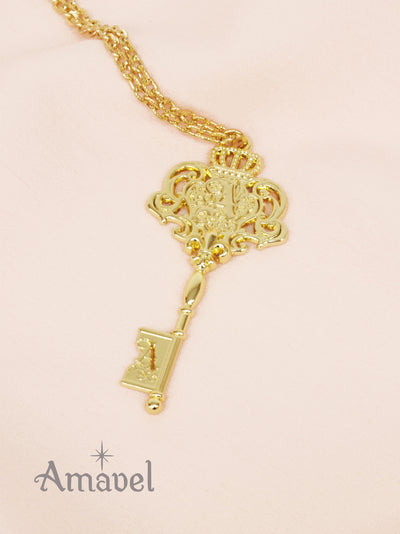 antique key necklace