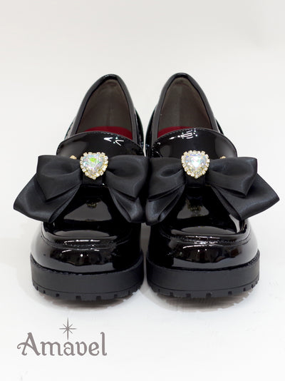 Loafer pumps with beaded ribbon