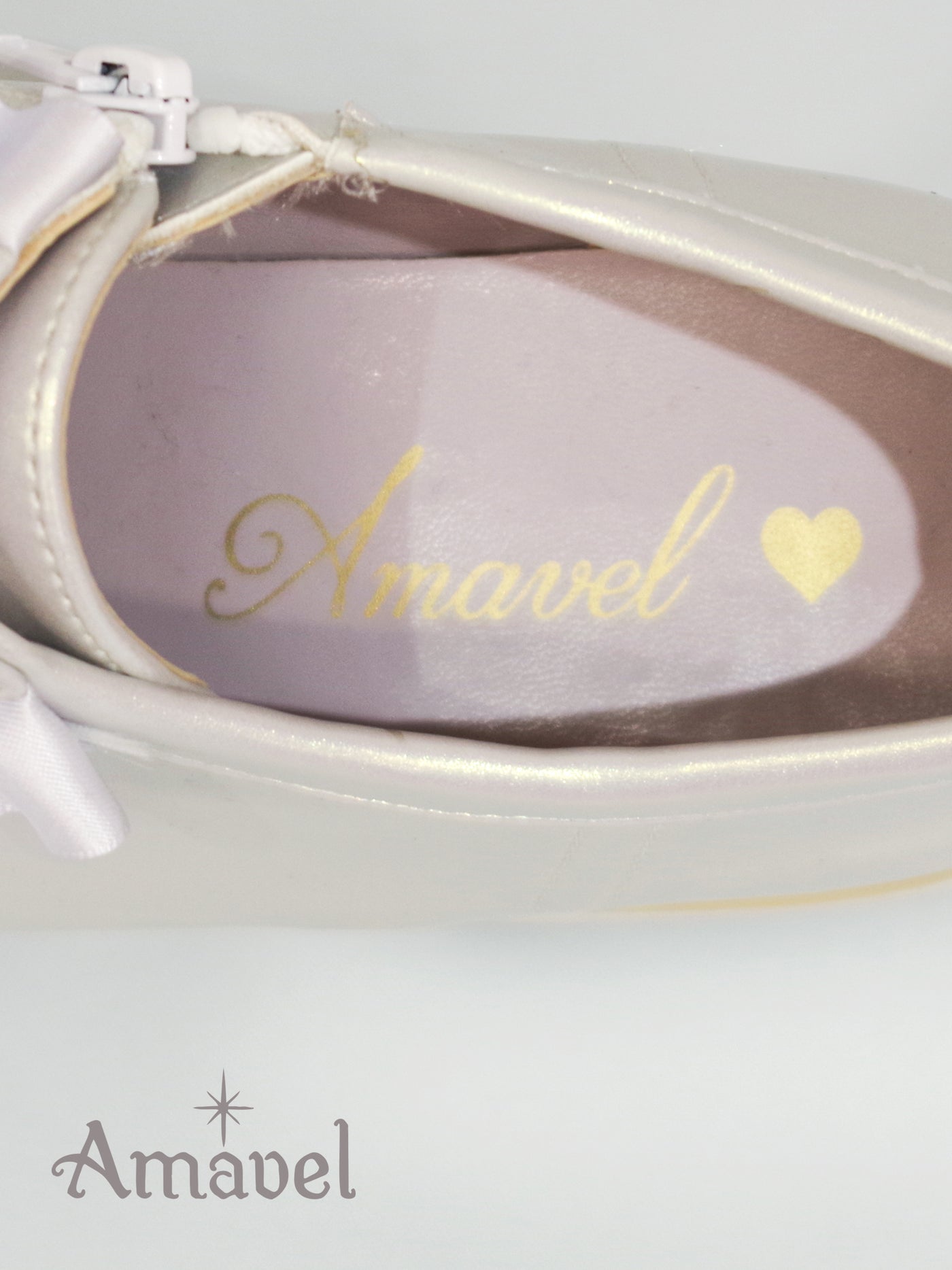 Frilled shoes with bijou ribbon