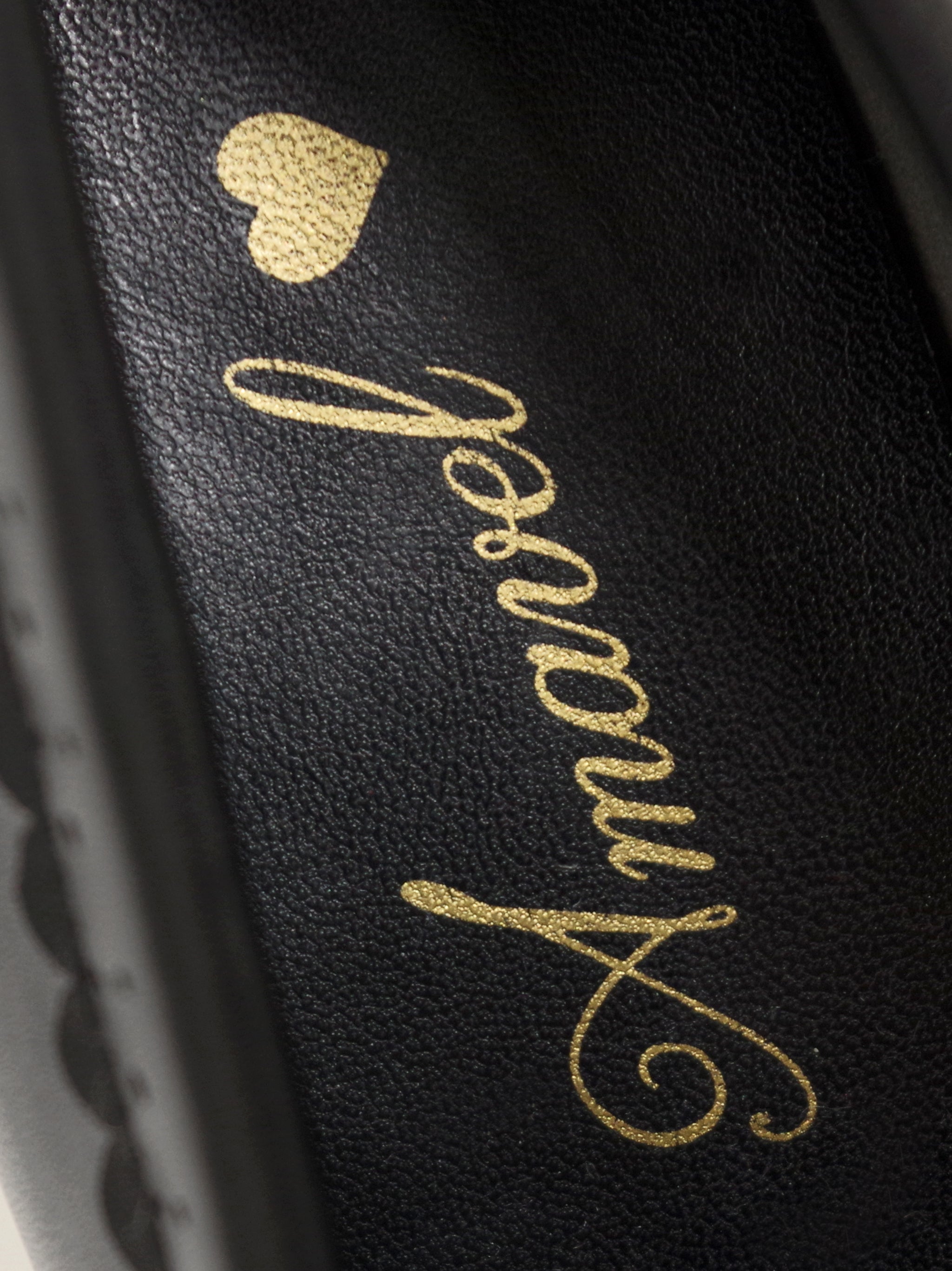 メッセージリボン付ローファーパンプス ｜Amavel（アマベル）公式サイト