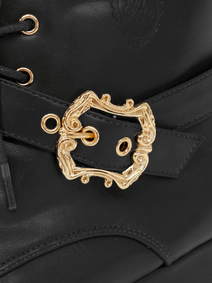 モノグラム型押しフリルショートブーツ ｜Amavel（アマベル）公式サイト