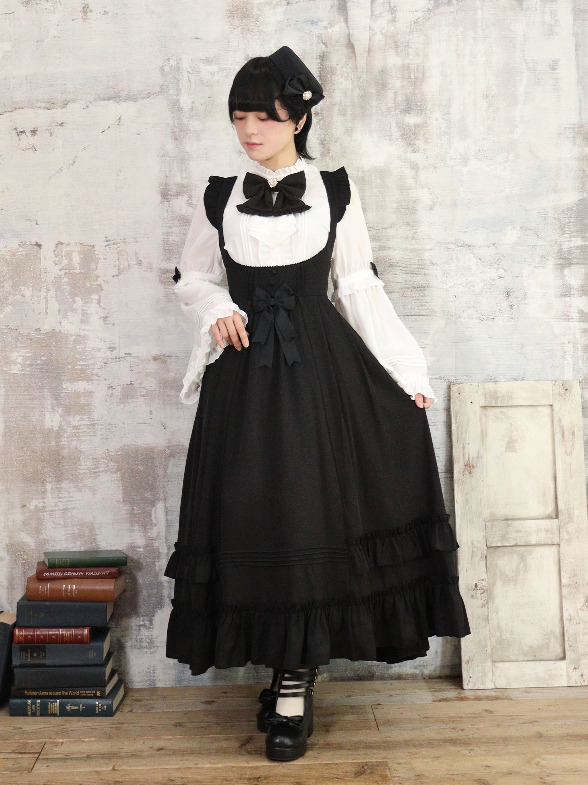 Mysterious Doll ロングジャンパースカート ブラック（Black） FREE ｜Amavel（アマベル）公式サイト