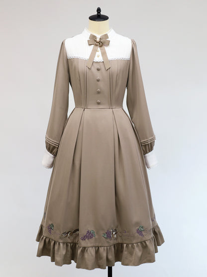 葡萄とりすの秋祭りワンピース モカ（Mocha） FREE ｜Amavel（アマベル）公式サイト