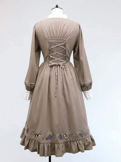 葡萄とりすの秋祭りワンピース ｜Amavel（アマベル）公式サイト