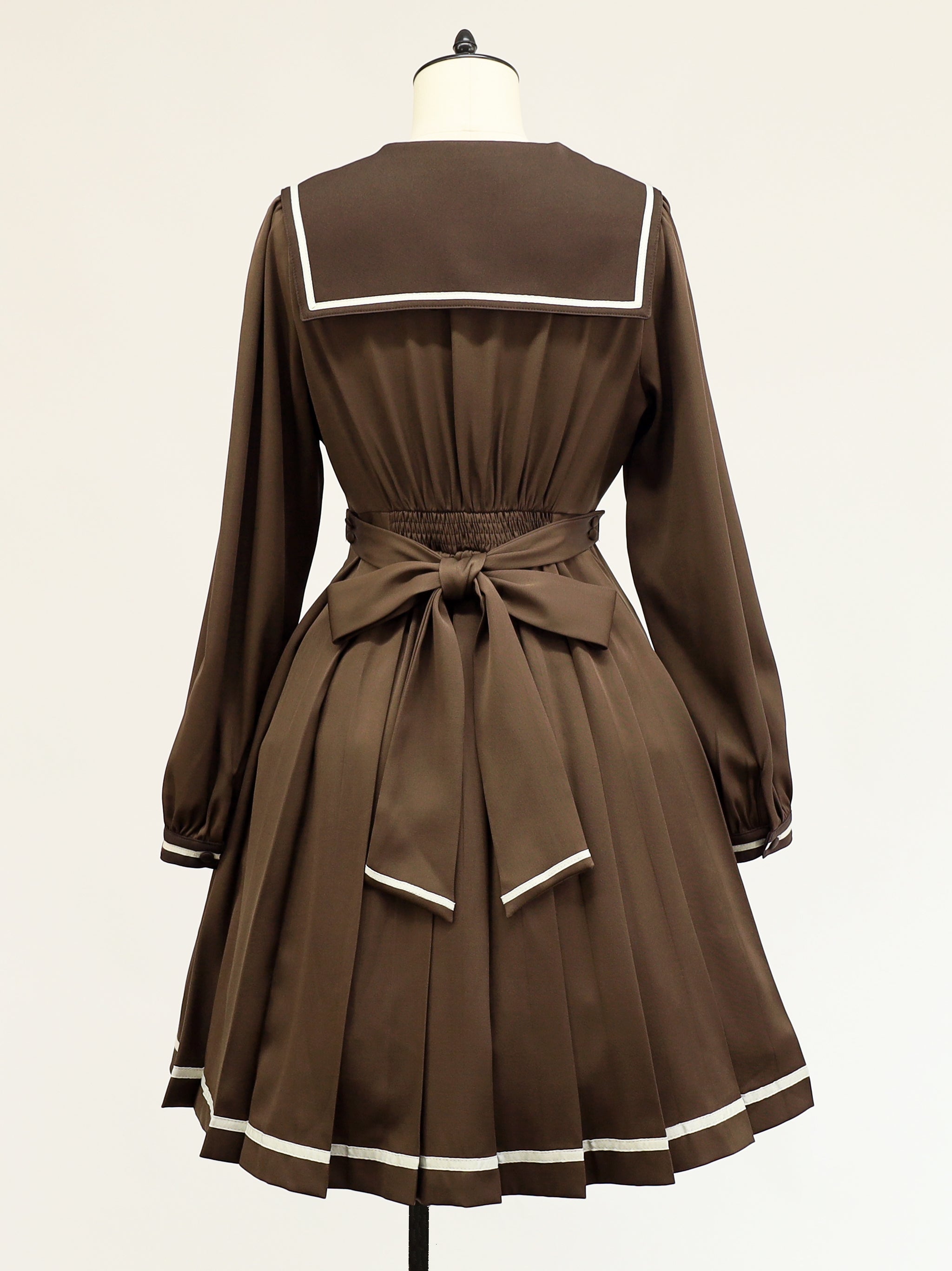 テーラードセーラープリーツワンピース – Amavel（アマベル）公式サイト