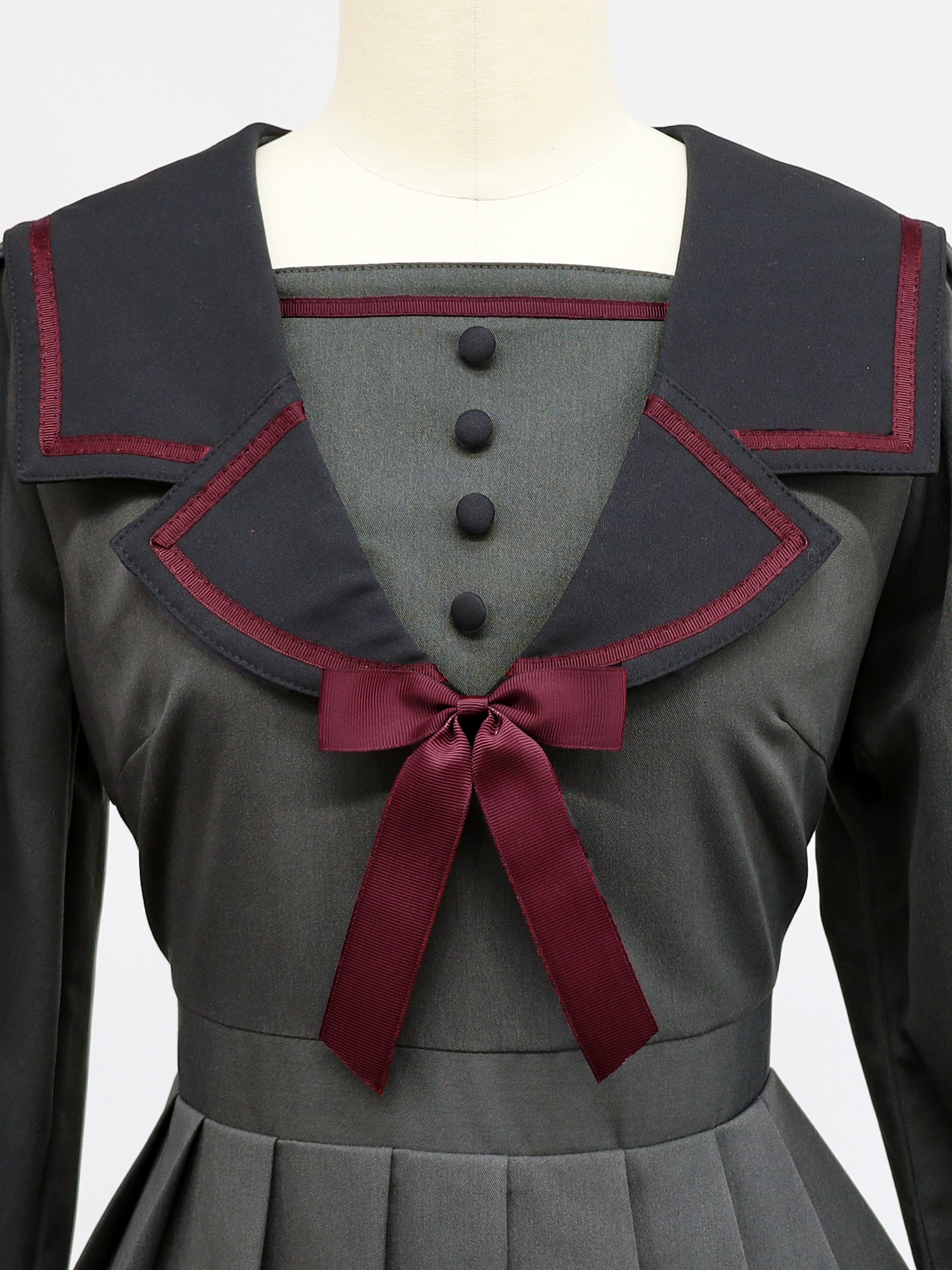 テーラードセーラープリーツワンピース ｜Amavel（アマベル）公式サイト