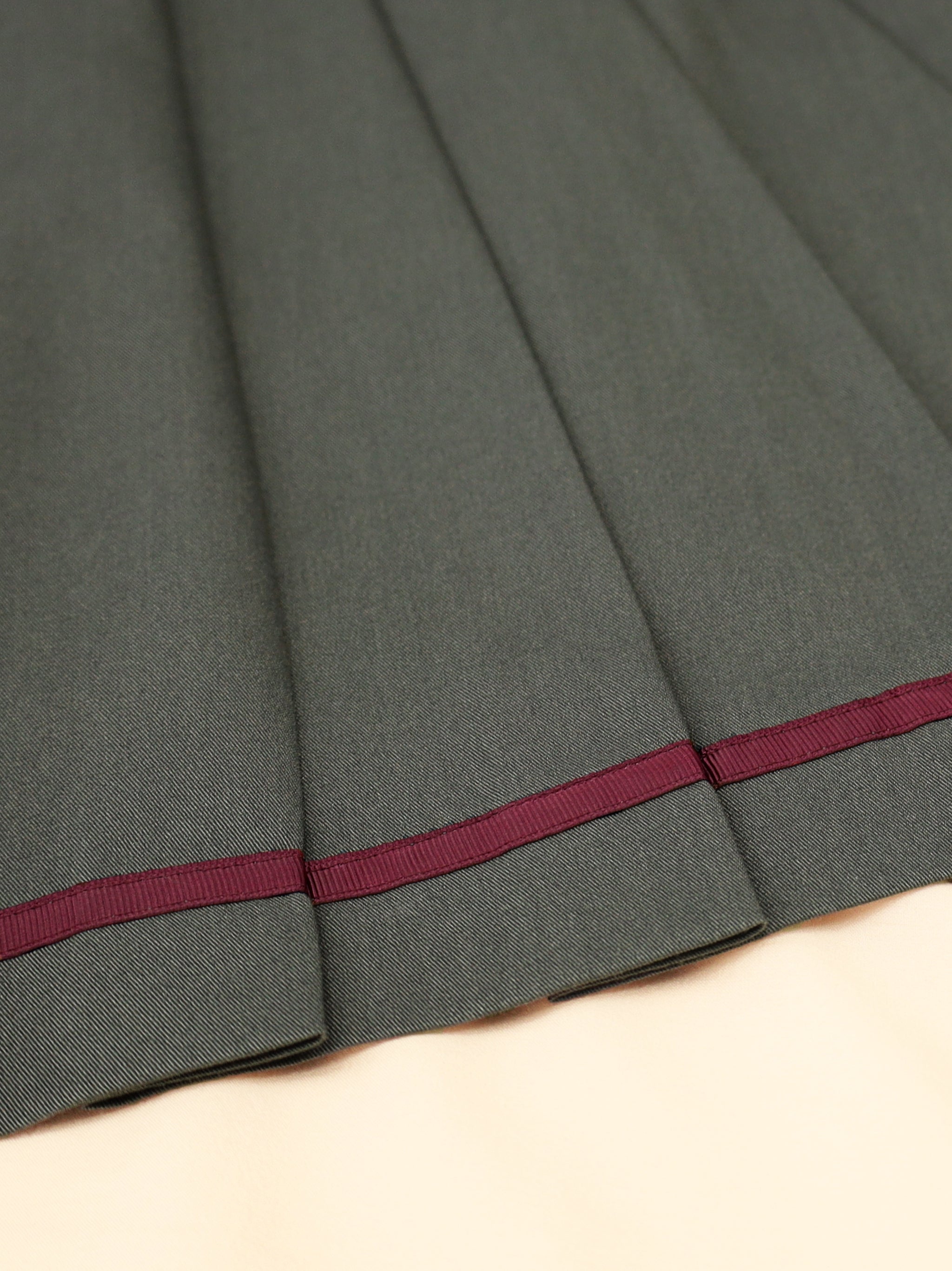 テーラードセーラープリーツワンピース ｜Amavel（アマベル）公式サイト