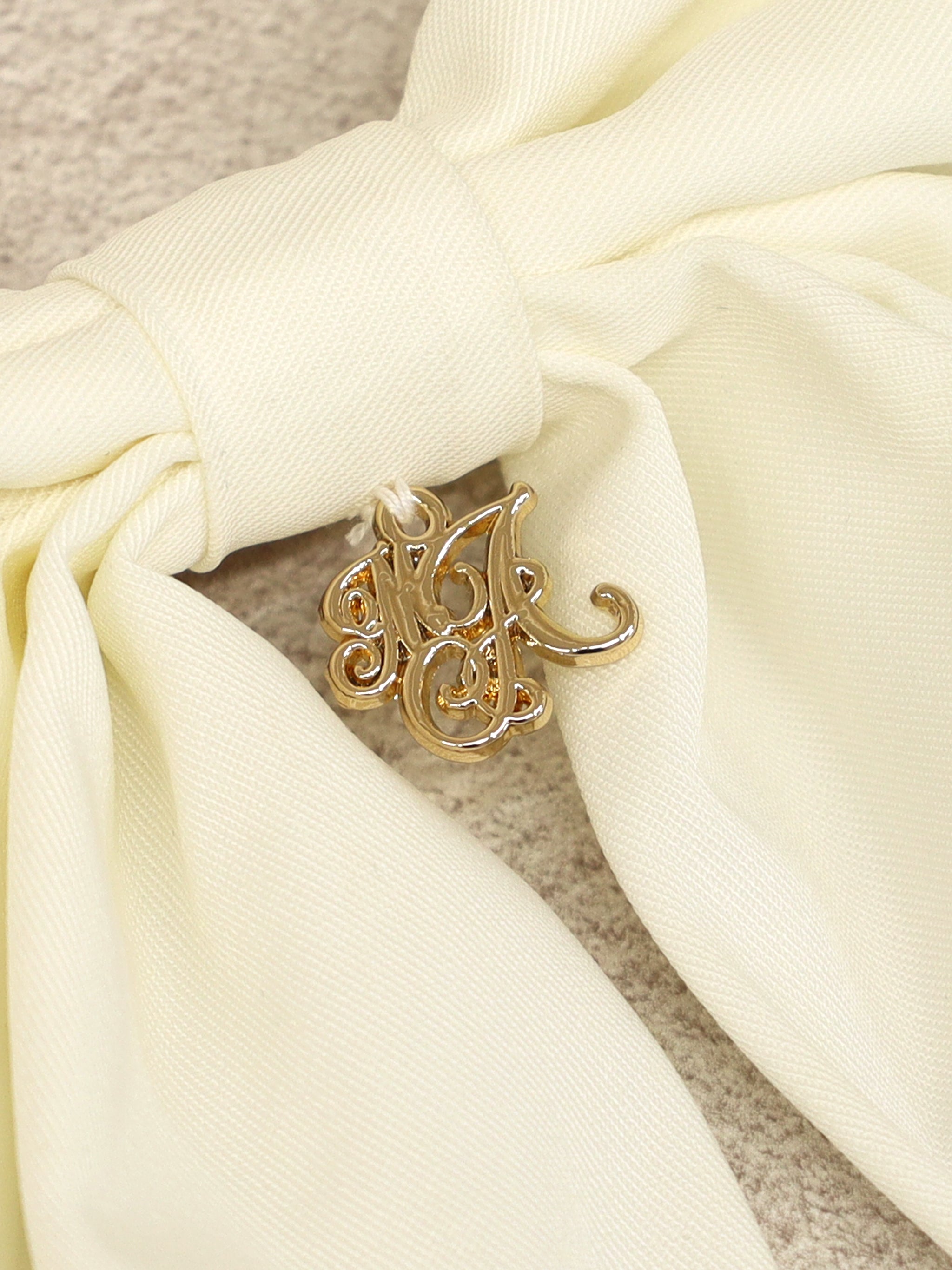 ベルト付きレイヤードトレンチワンピース ｜Amavel（アマベル）公式サイト