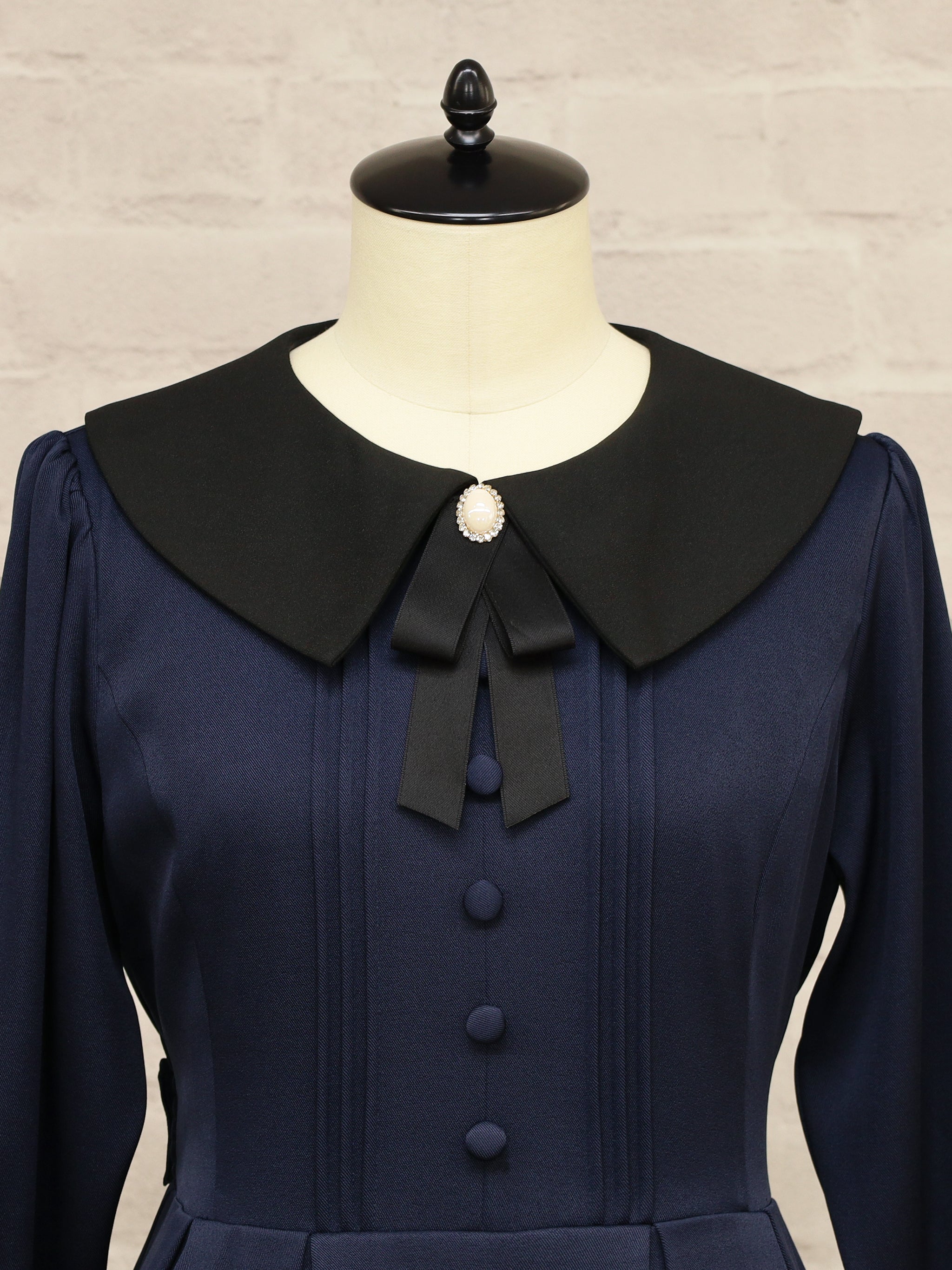 Flare Graceミドル丈ワンピース ｜Amavel（アマベル）公式サイト