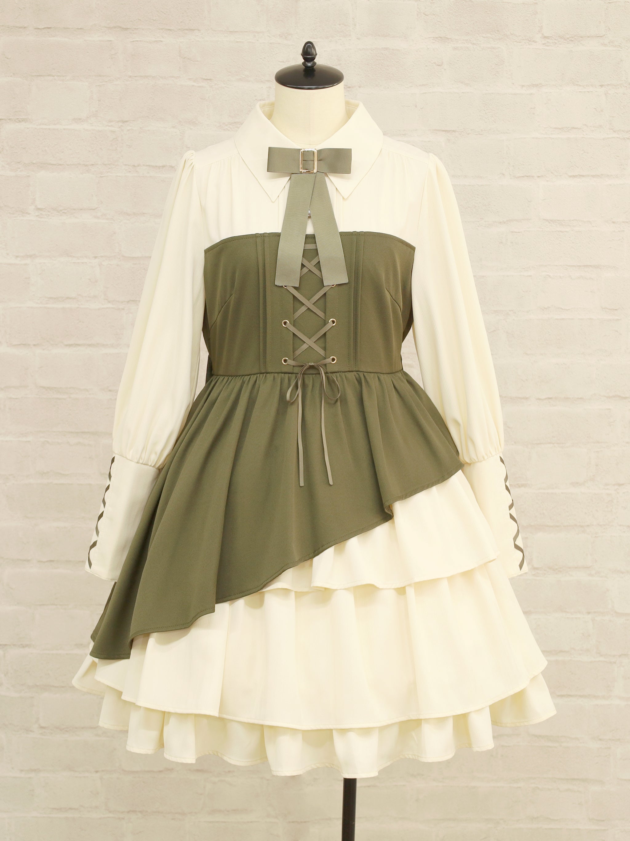 レイヤード風ティアードワンピース カーキ（Khaki） FREE ｜Amavel（アマベル）公式サイト