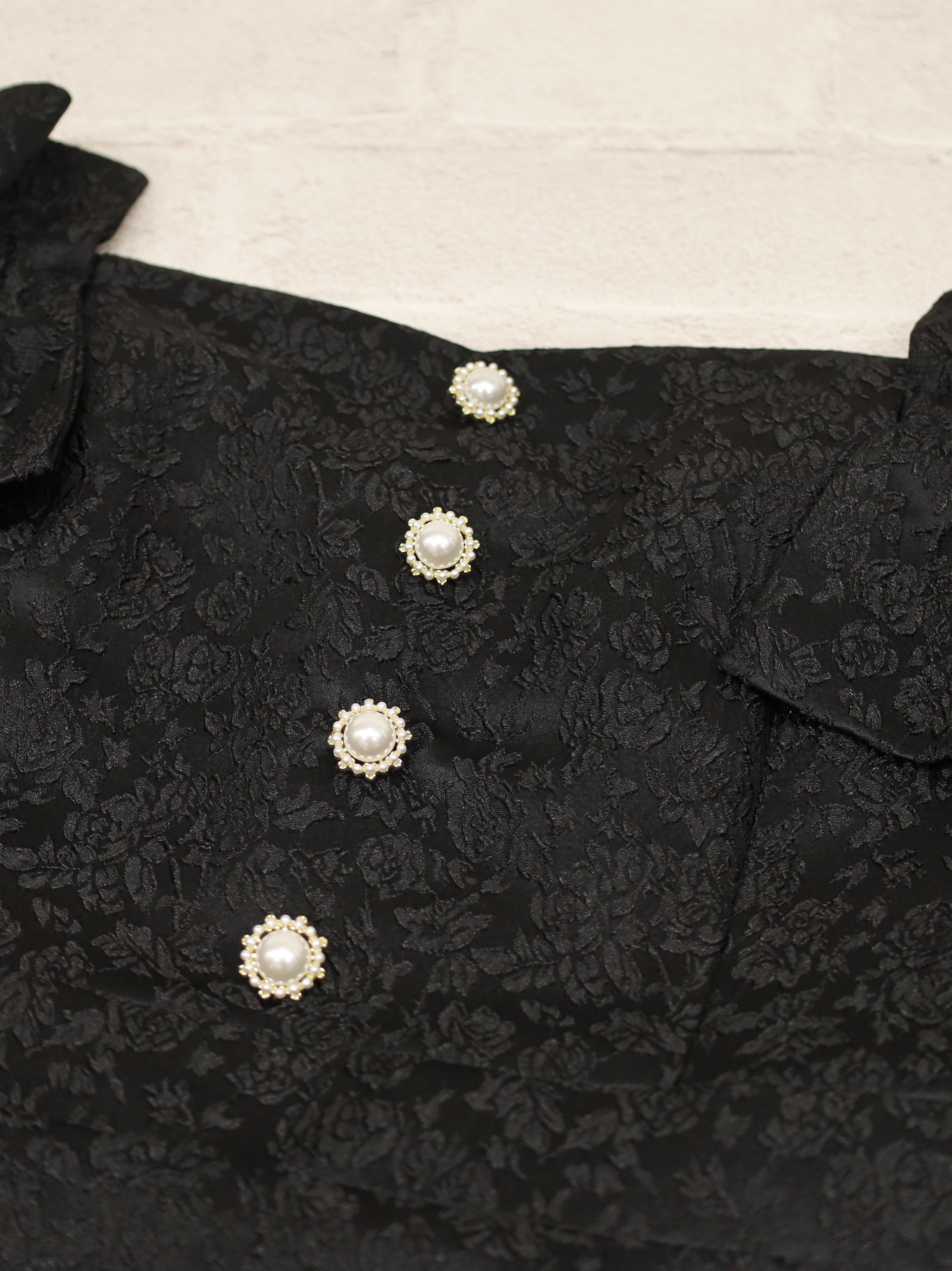 【メンバーズセール対象】フリル袖ジャガードキャミワンピース ｜Amavel（アマベル）公式サイト