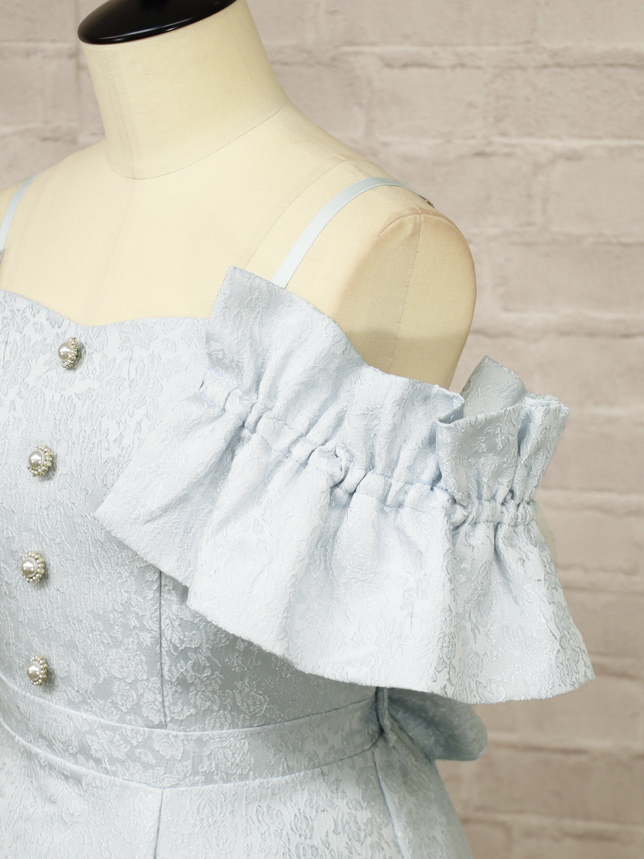 【メンバーズセール対象】フリル袖ジャガードキャミワンピース ｜Amavel（アマベル）公式サイト