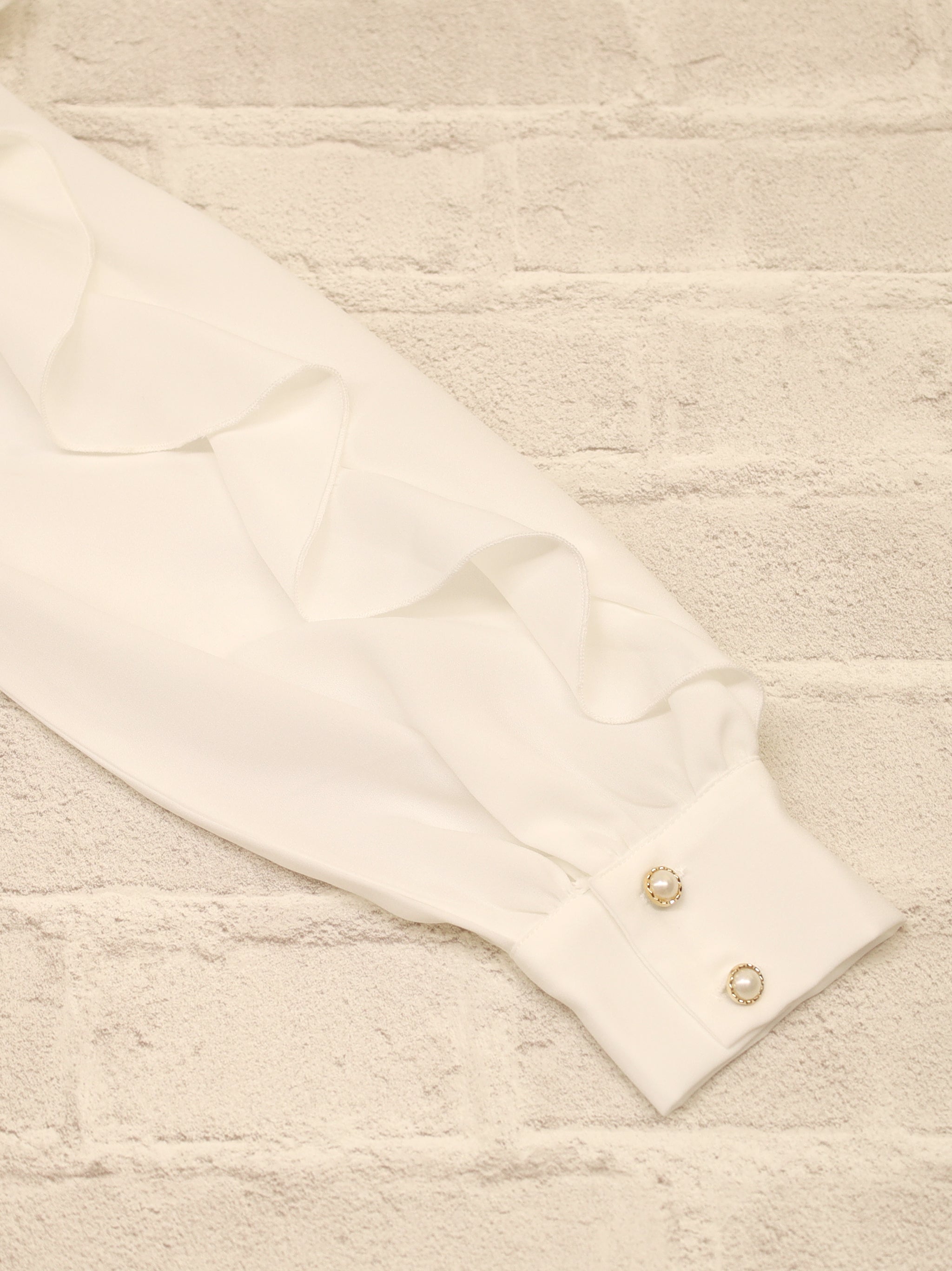 【メンバーズセール対象】Ruffle Elegance ミドル丈ワンピース ｜Amavel（アマベル）公式サイト