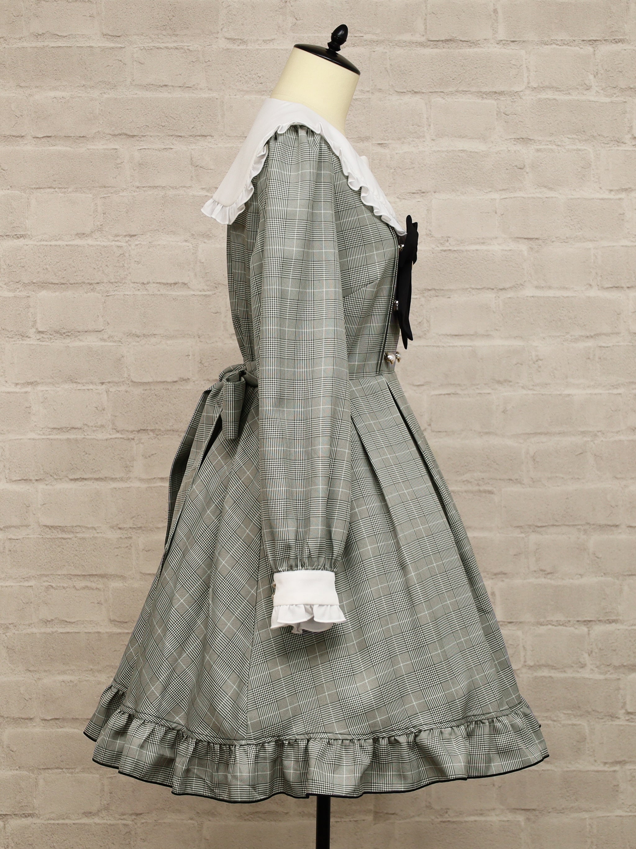 ガーリーフリルセーラーワンピース ｜Amavel（アマベル）公式サイト