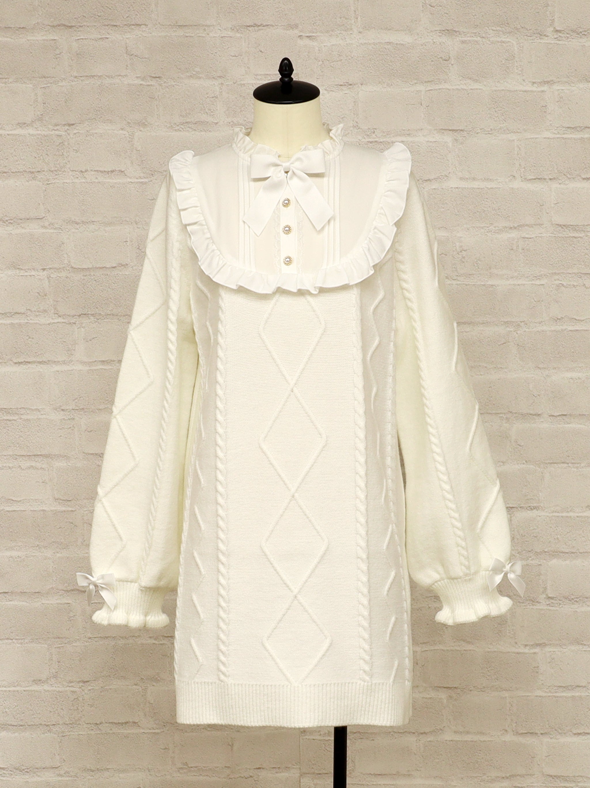 ヨークフリルニットワンピース ｜Amavel（アマベル）公式サイト