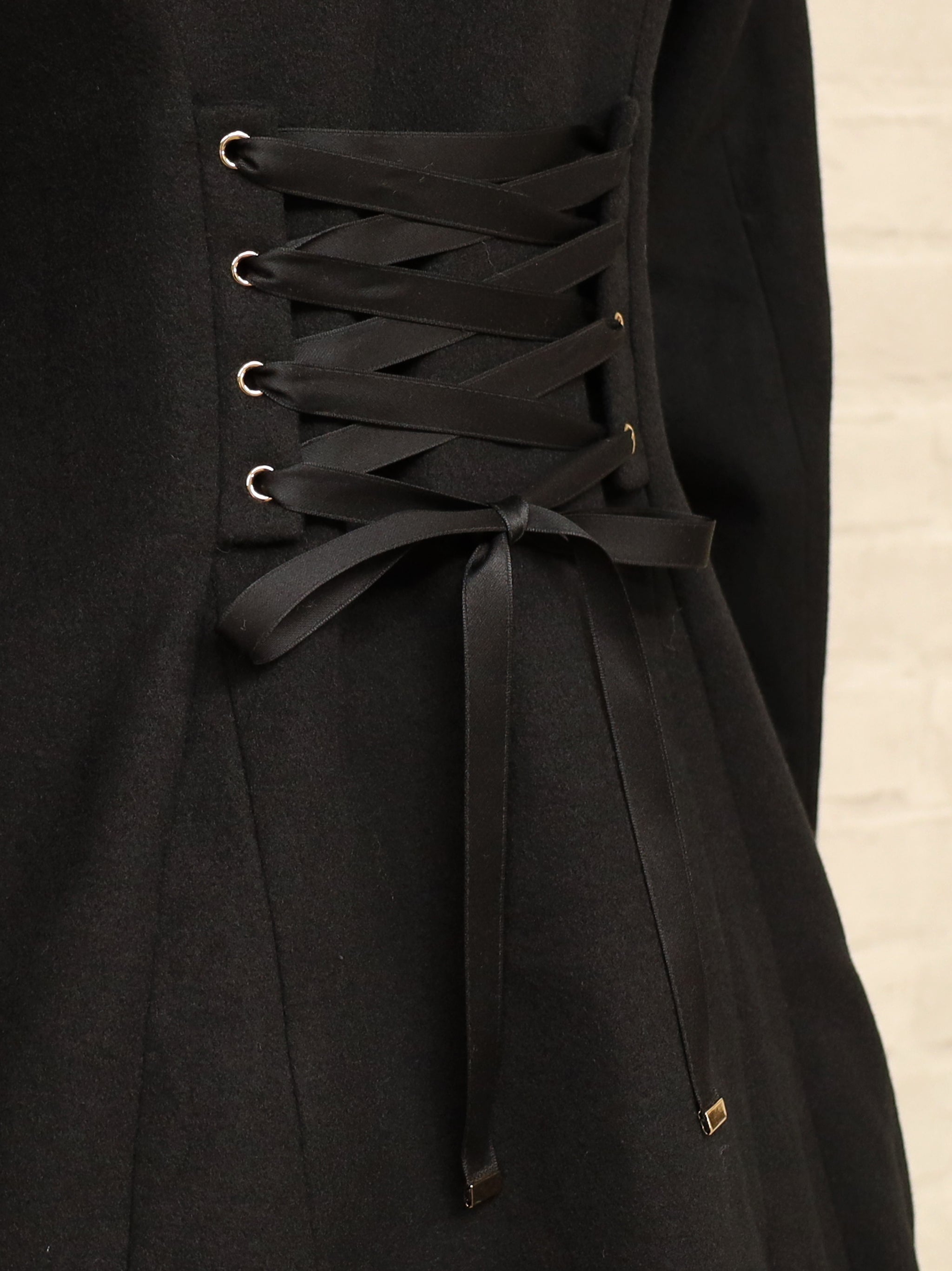 Rosette Doll ケープ付ロングコート ｜Amavel（アマベル）公式サイト