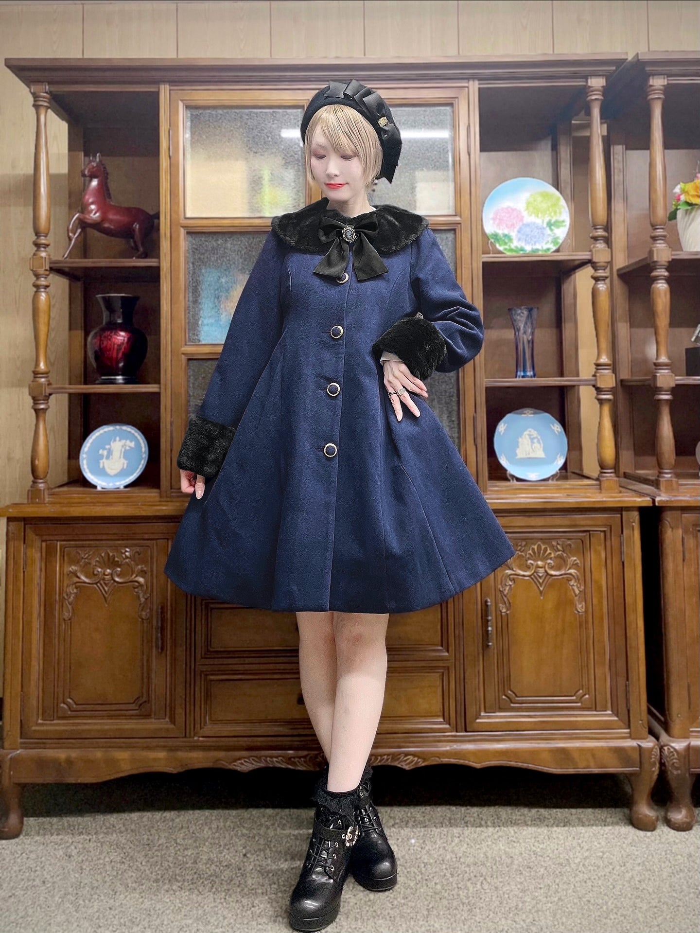 Rosette Doll ケープ付ロングコート ネイビー（Navy） FREE ｜Amavel（アマベル）公式サイト