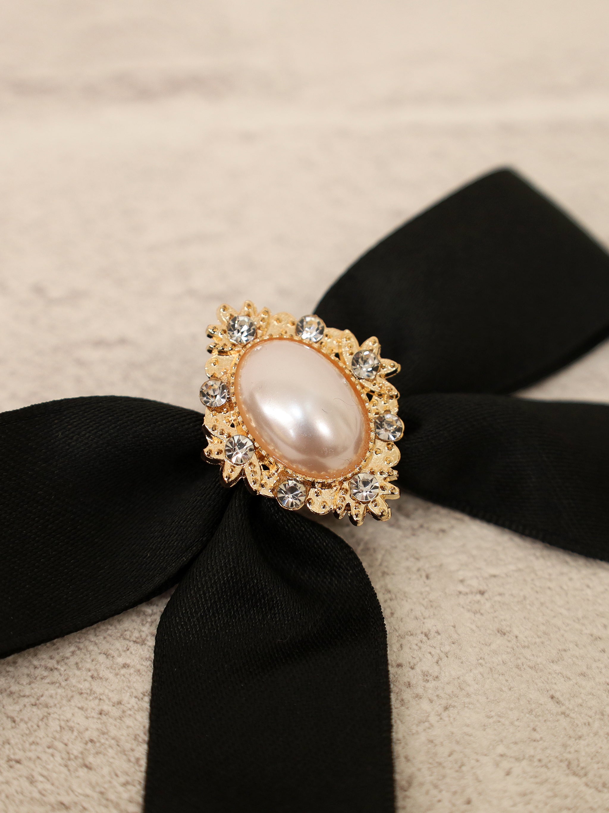 パールベルト付ヨークフリルコート ｜Amavel（アマベル）公式サイト